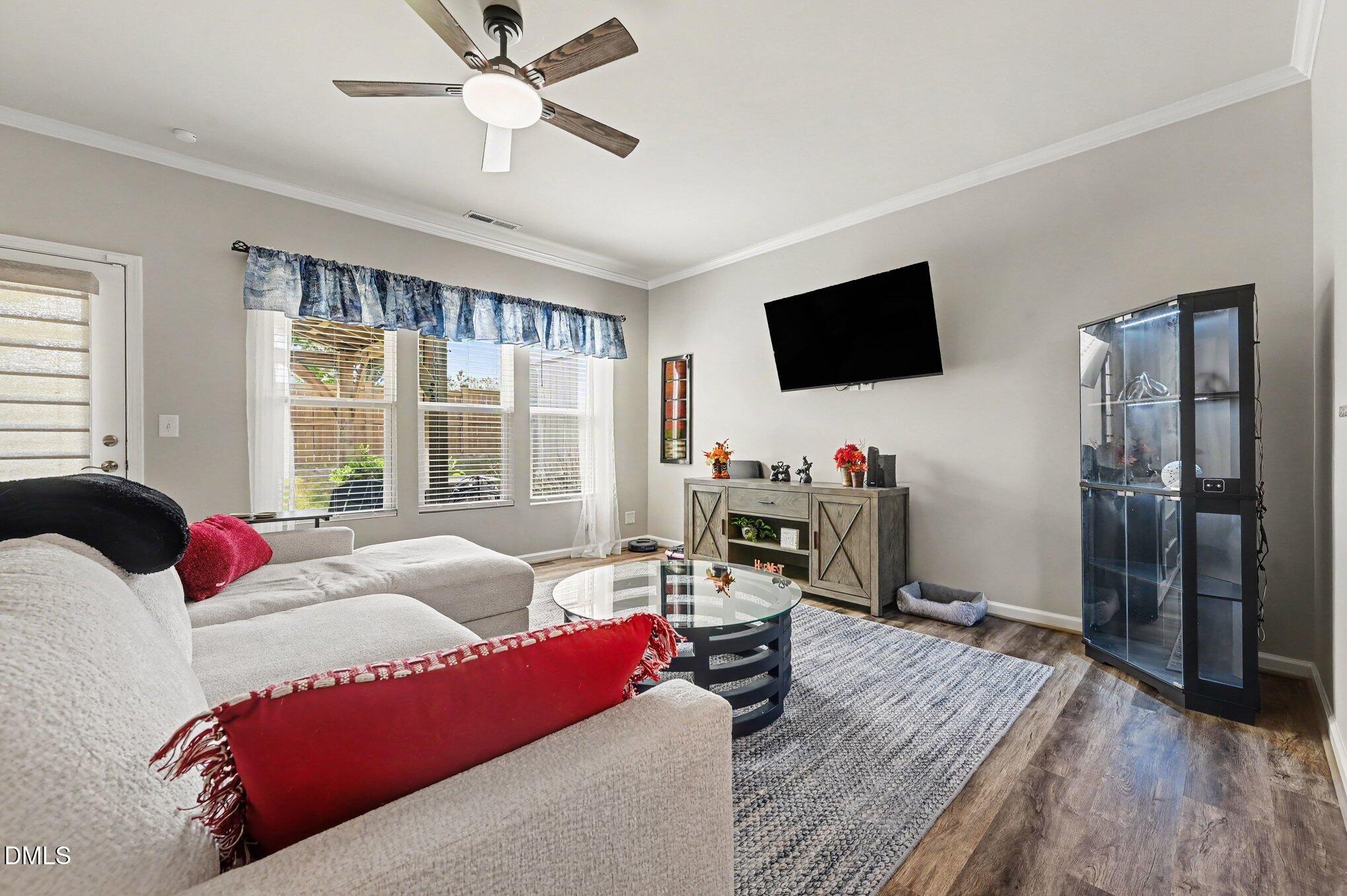 1025 Laceflower Drive Property Photo 6