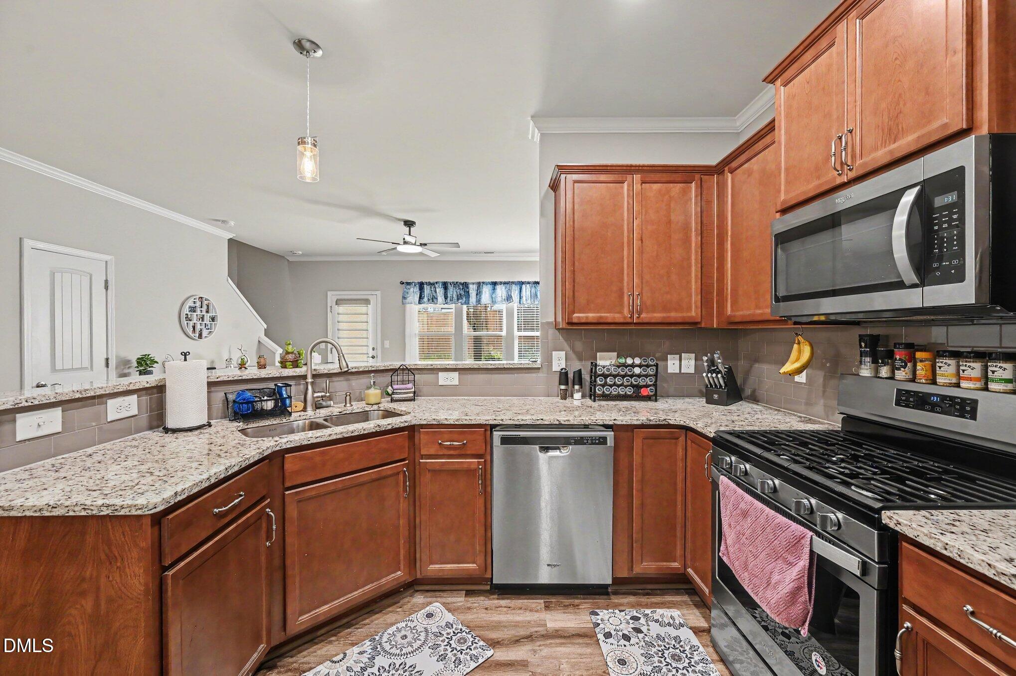 1025 Laceflower Drive Property Photo 11