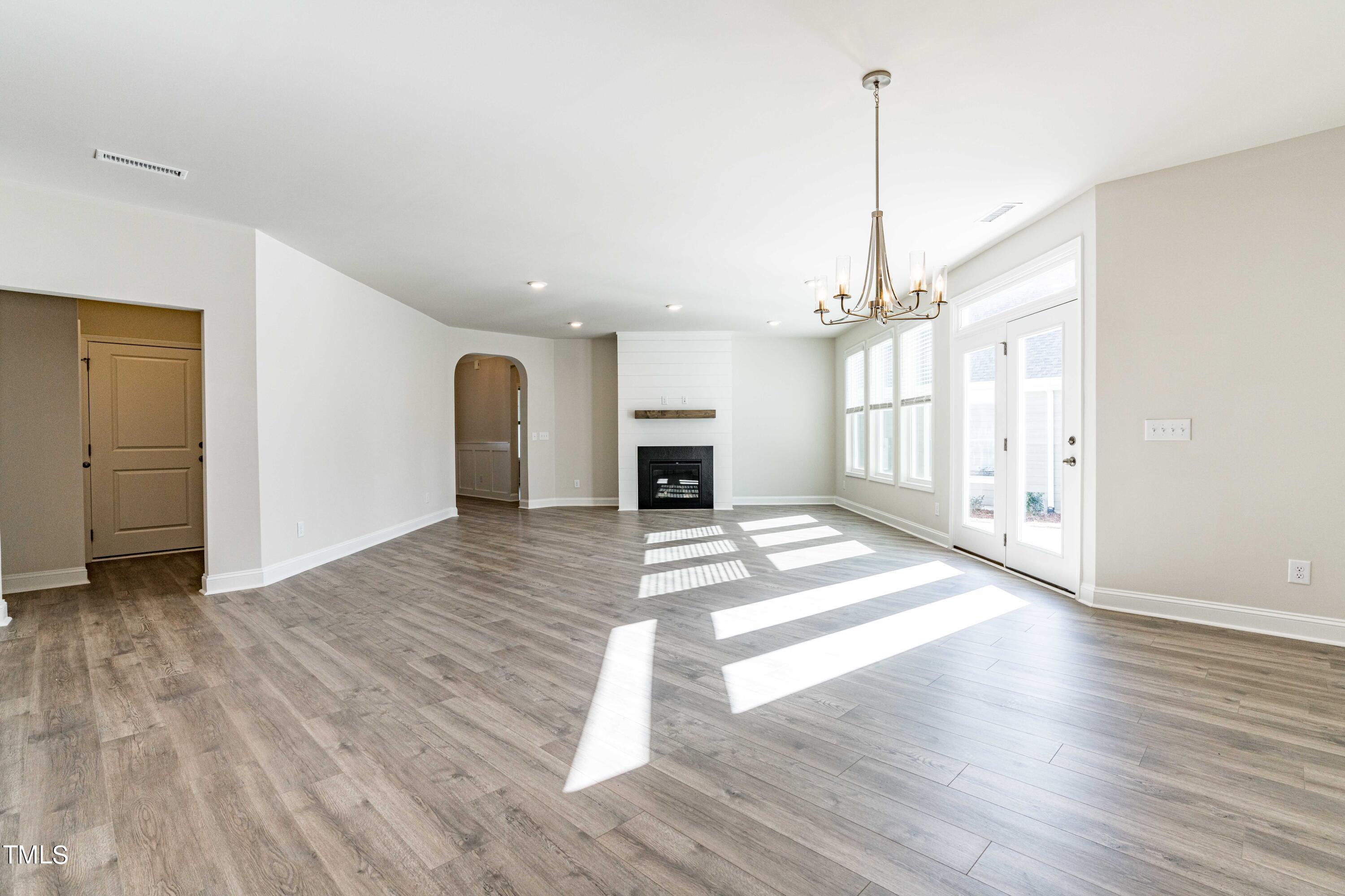 1900 Pinecliff Court Property Photo 12
