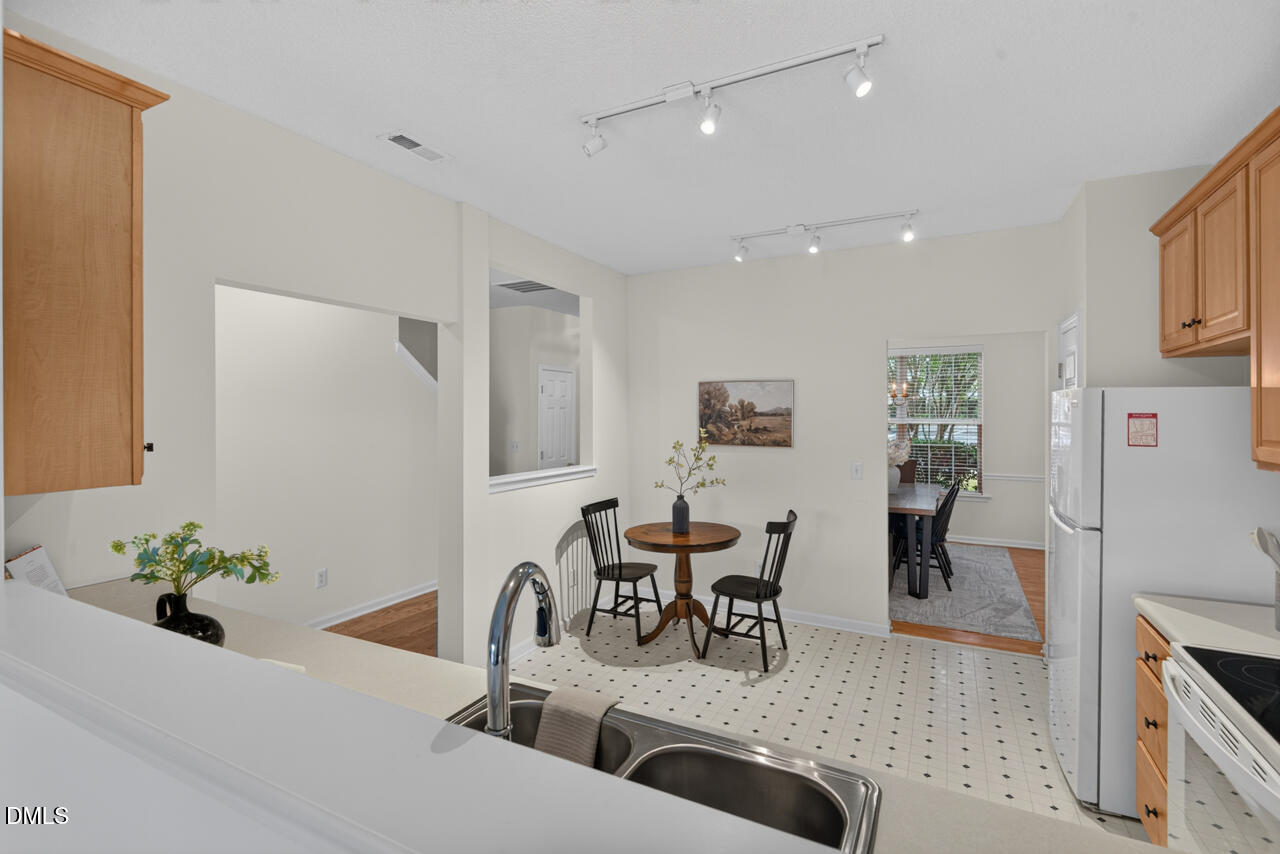 503 Auburn Square Drive Property Photo 13