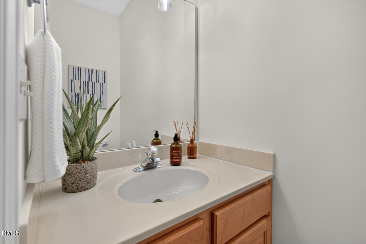 503 Auburn Square Drive Property Photo 16