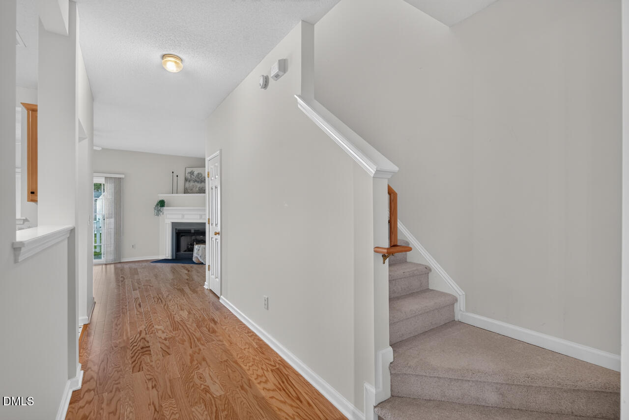 503 Auburn Square Drive Property Photo 17