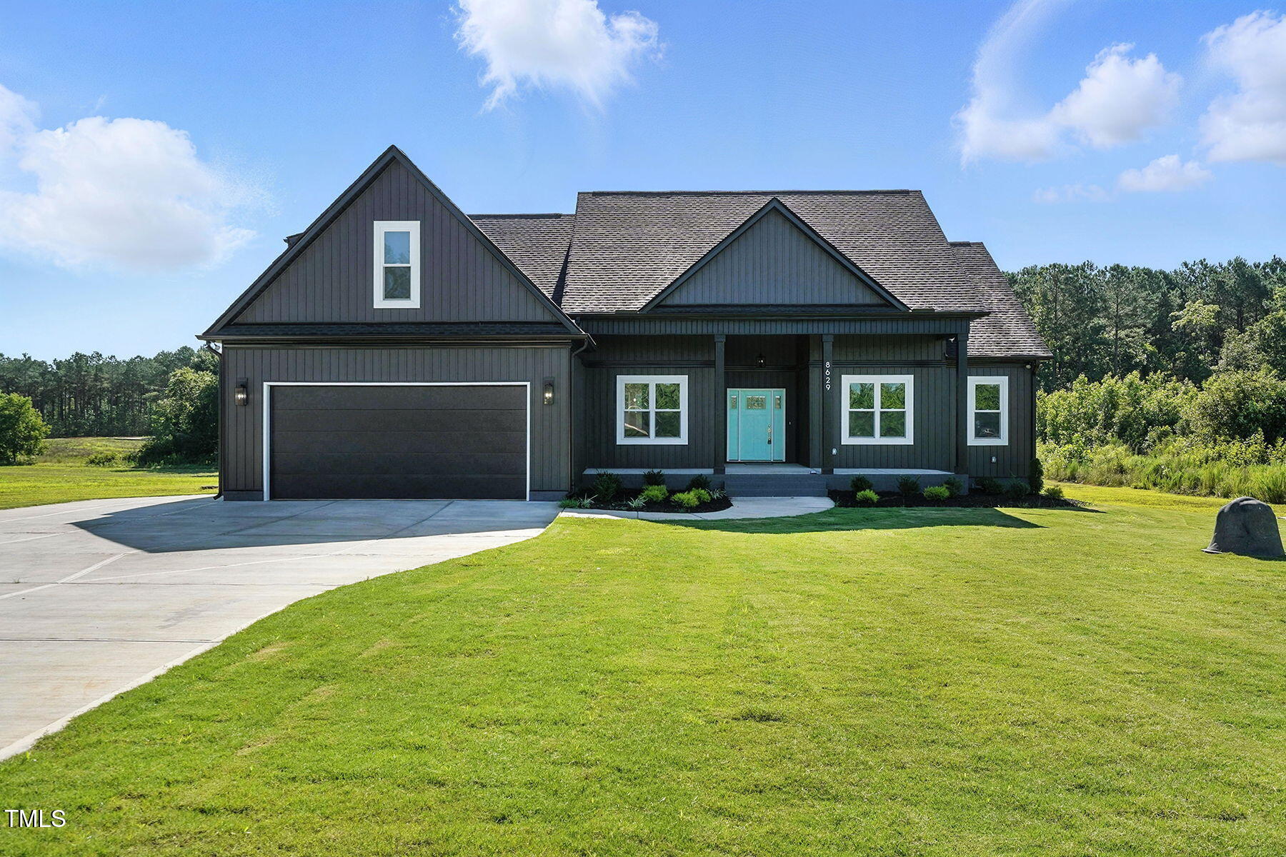 8629 Dukes Lake Road Property Photo 1
