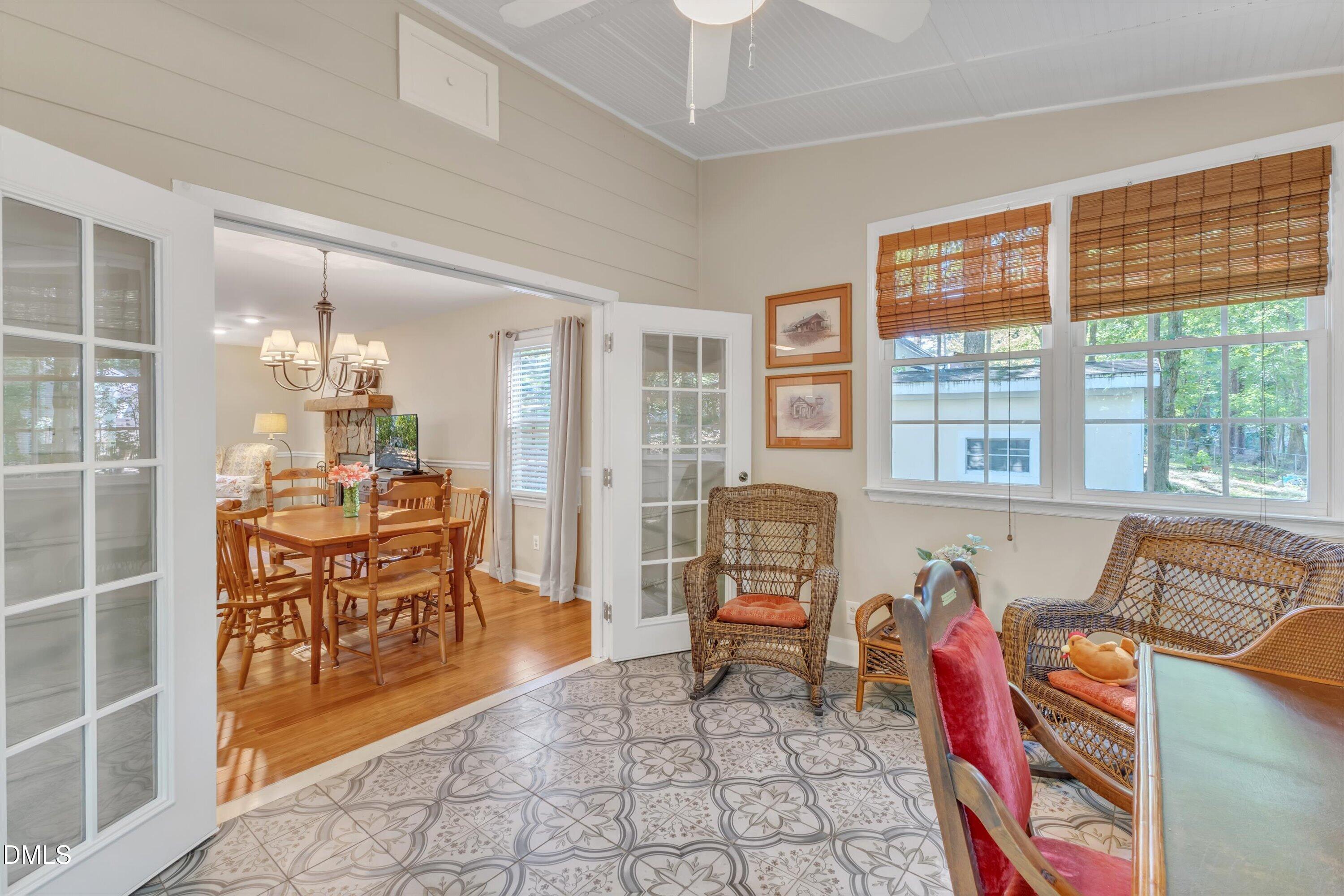 207 Honeysuckle Lane Property Photo 10