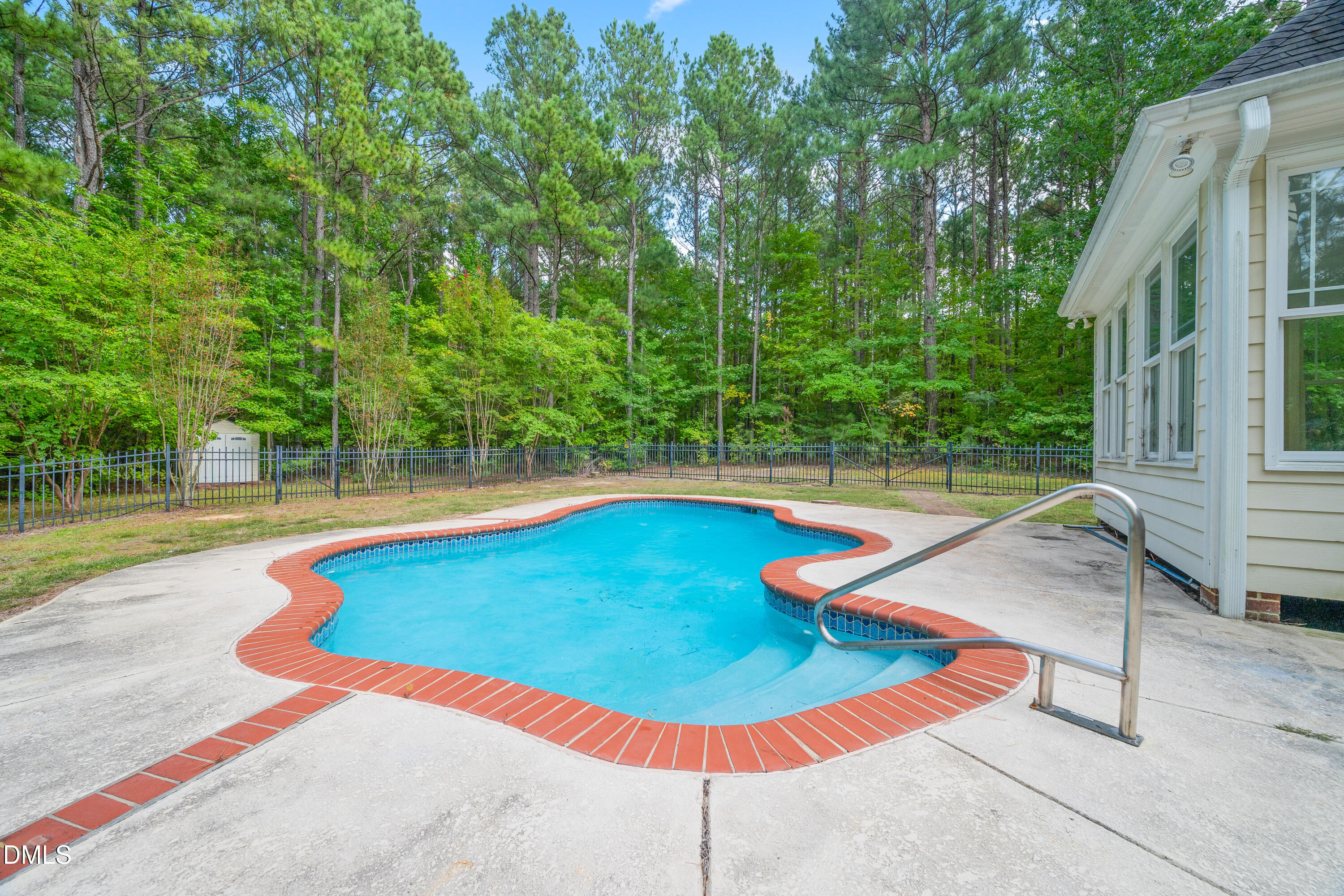 5216 Winfree Lane Property Photo 4