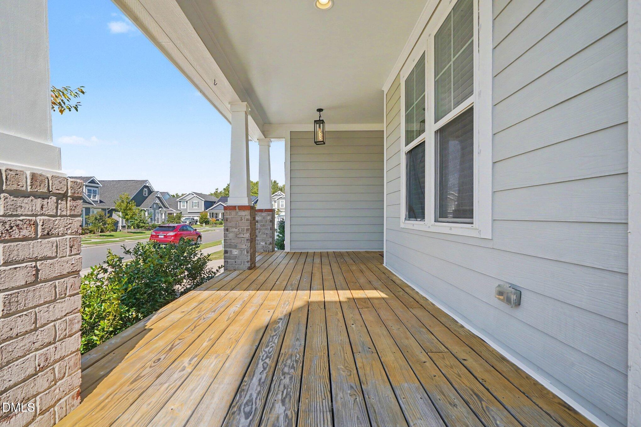 213 Thunder Forest Lane Property Photo 4