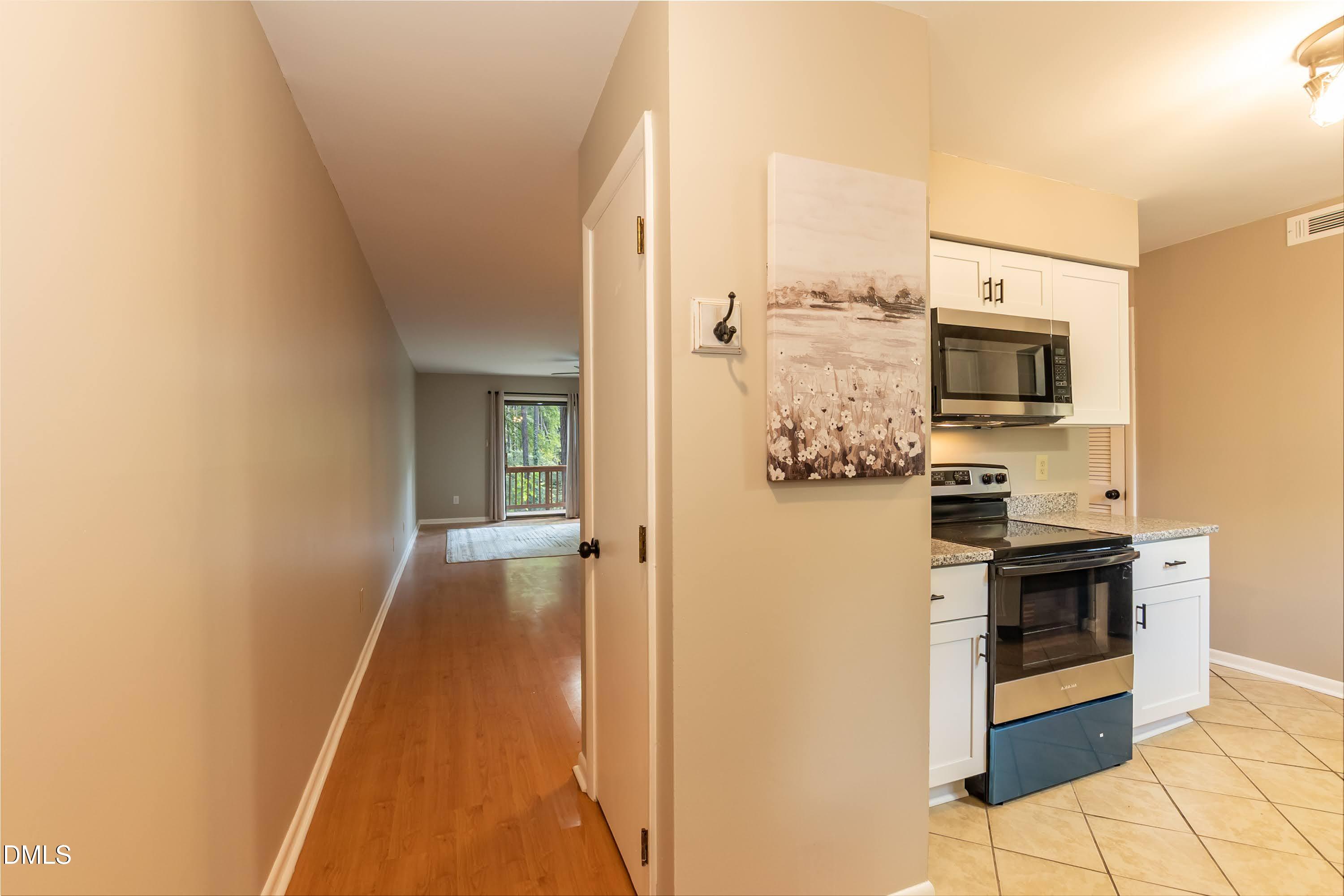 647 Pine Ridge Place Property Photo 14