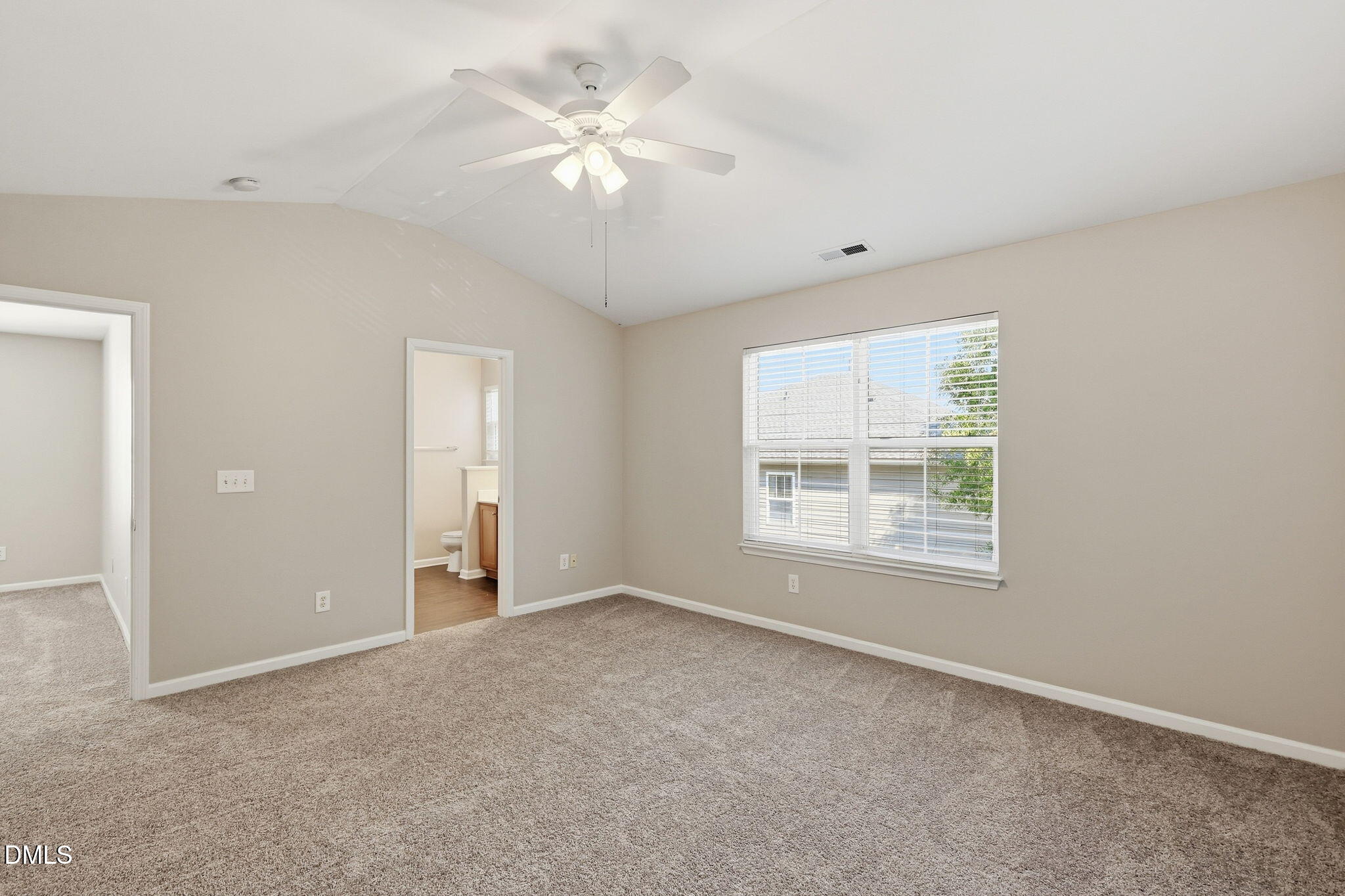 1912 Pear Tree Lane Property Photo 14
