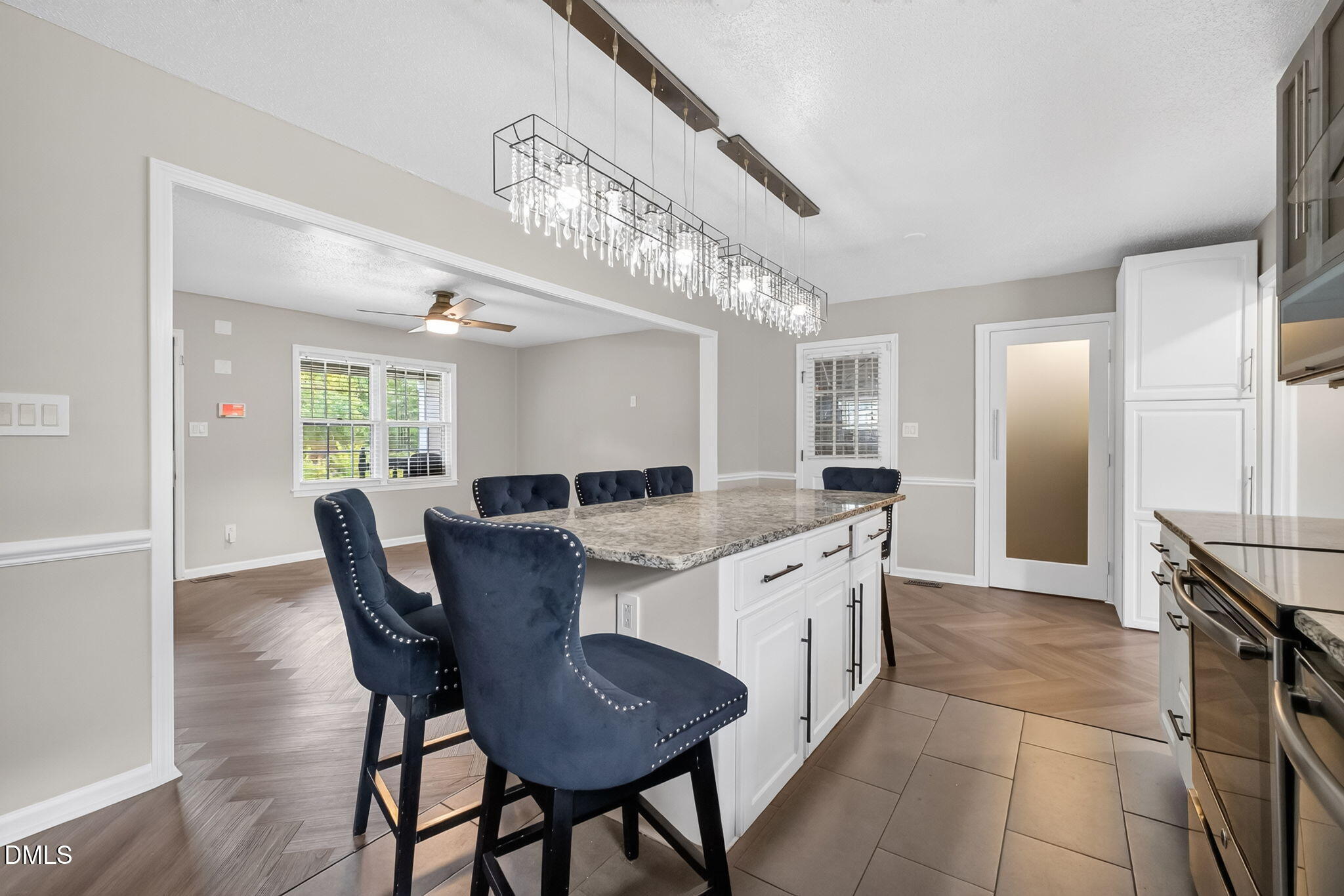 209 Chic Ennis Road Property Photo 15