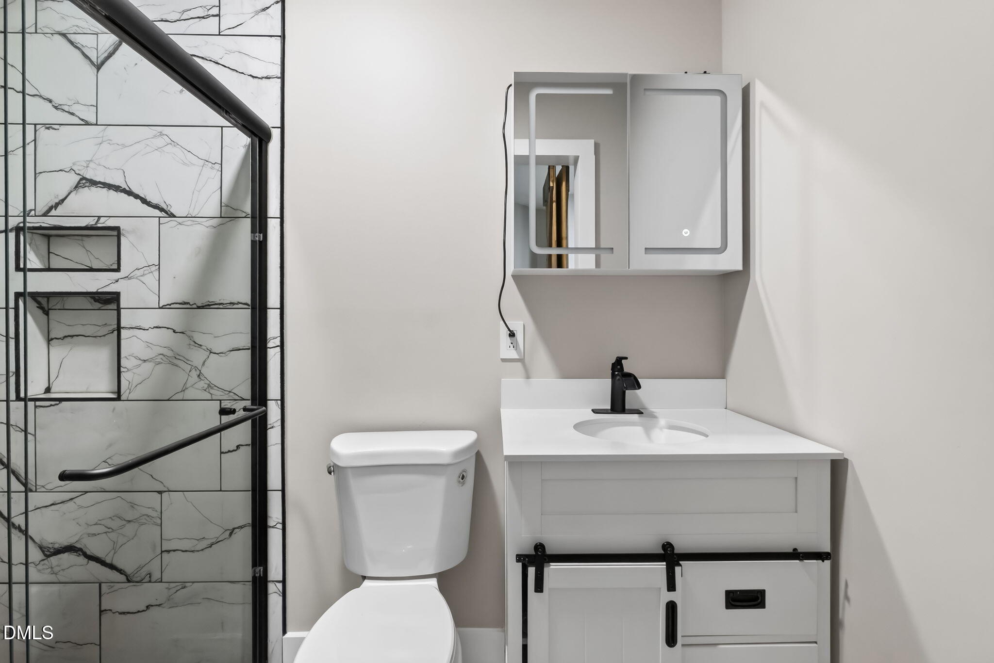 209 Chic Ennis Road Property Photo 18
