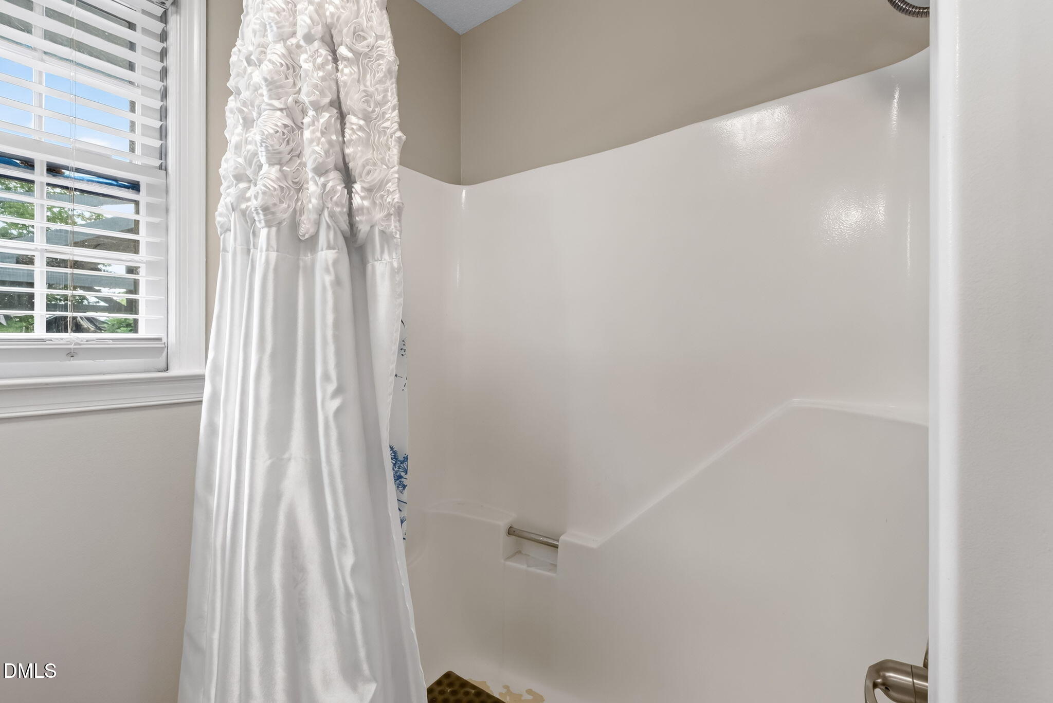 209 Chic Ennis Road Property Photo 24
