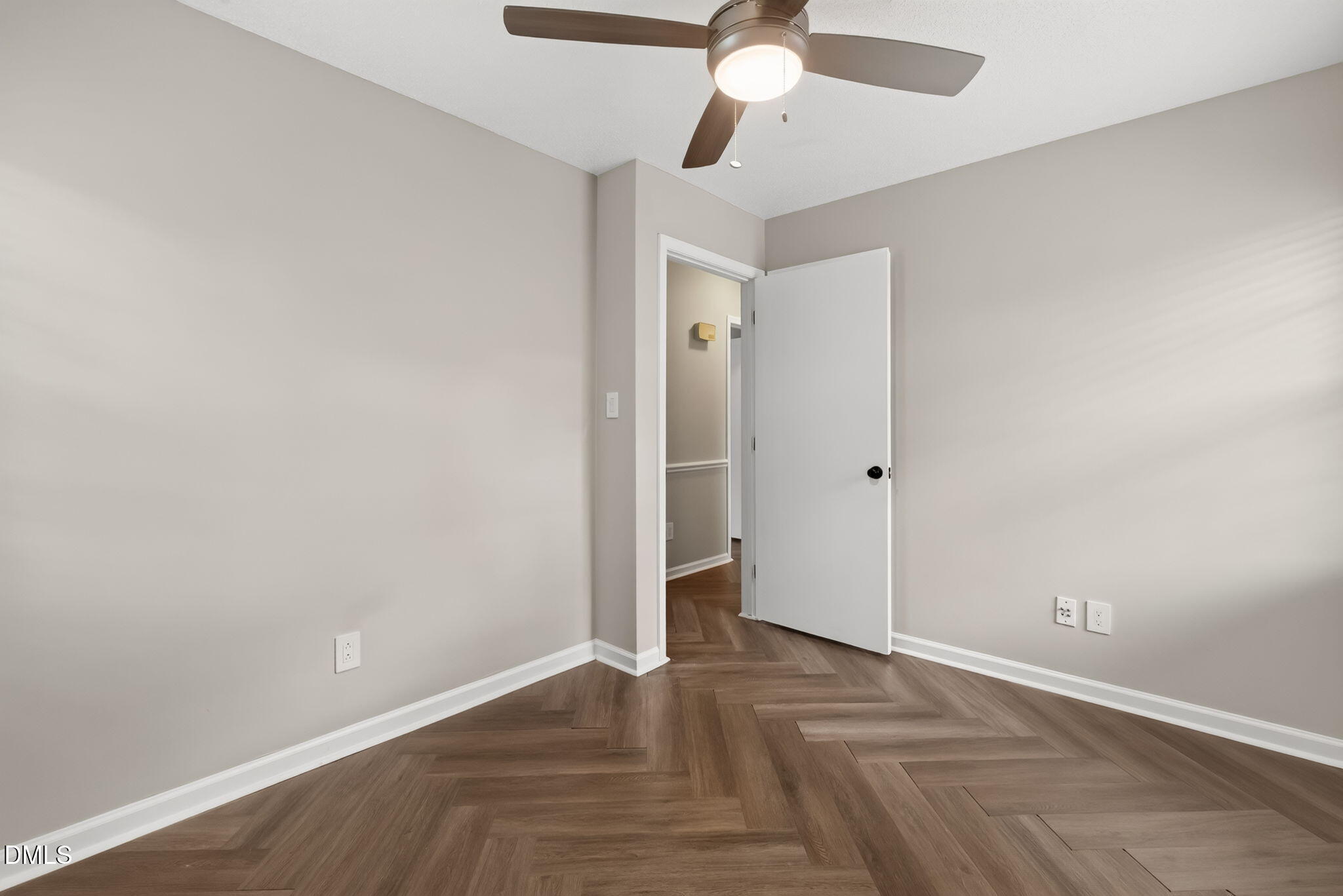 209 Chic Ennis Road Property Photo 26