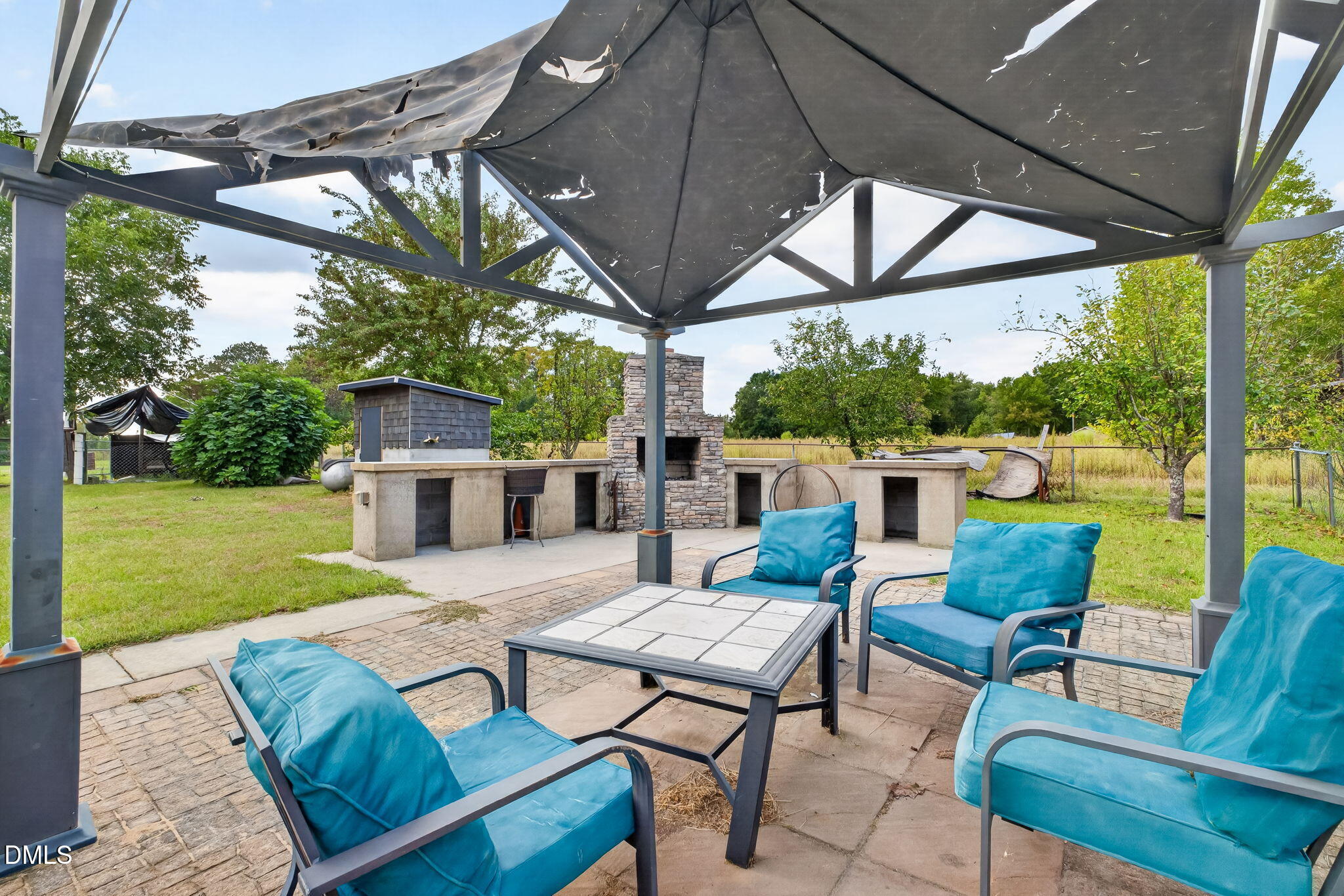 209 Chic Ennis Road Property Photo 32