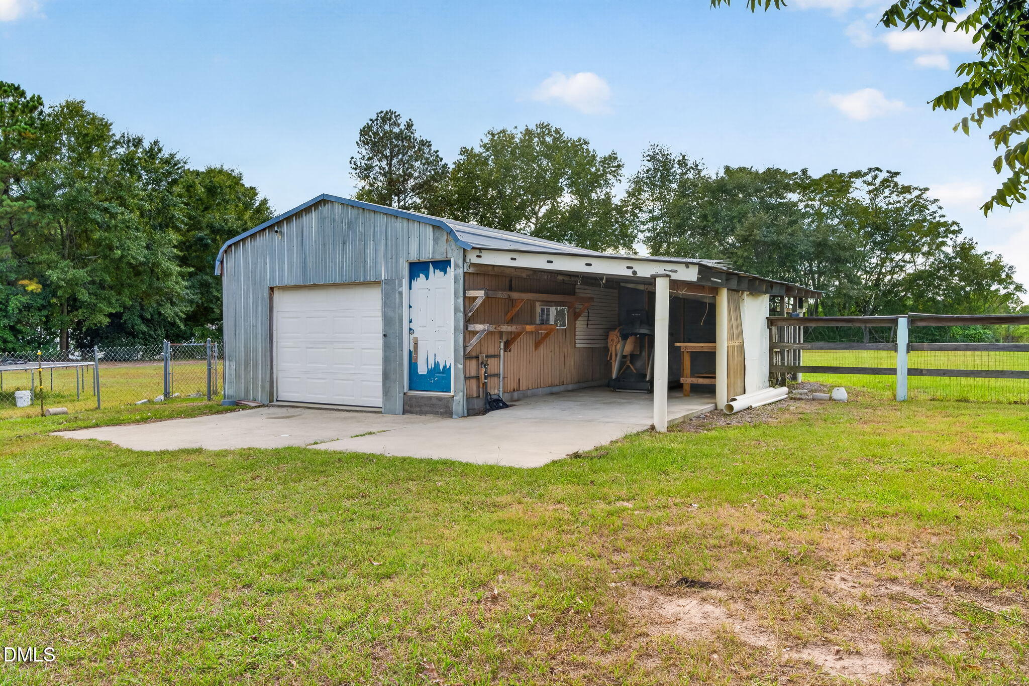 209 Chic Ennis Road Property Photo 38