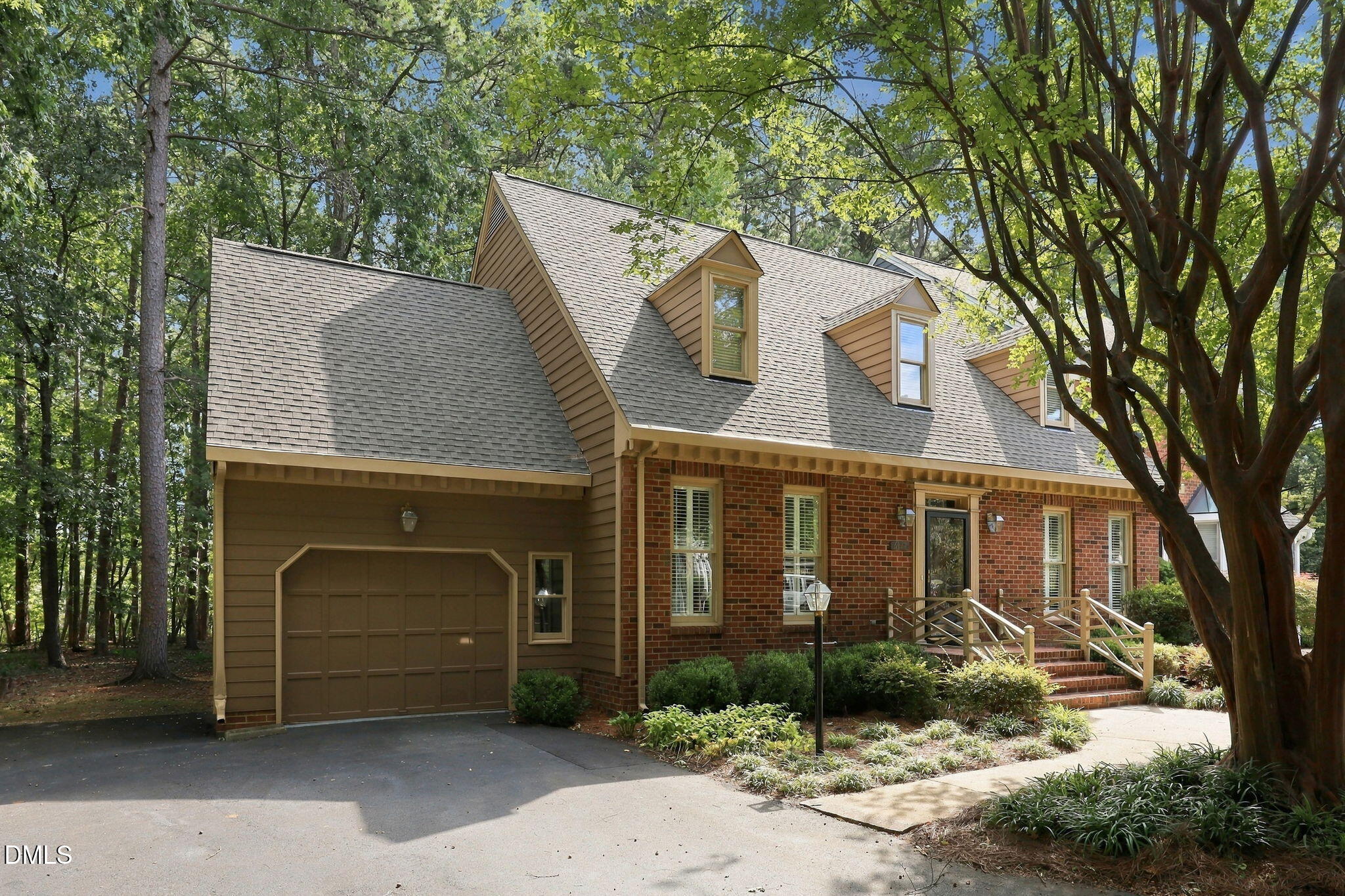 6122 Friars Walk Place Property Photo 1