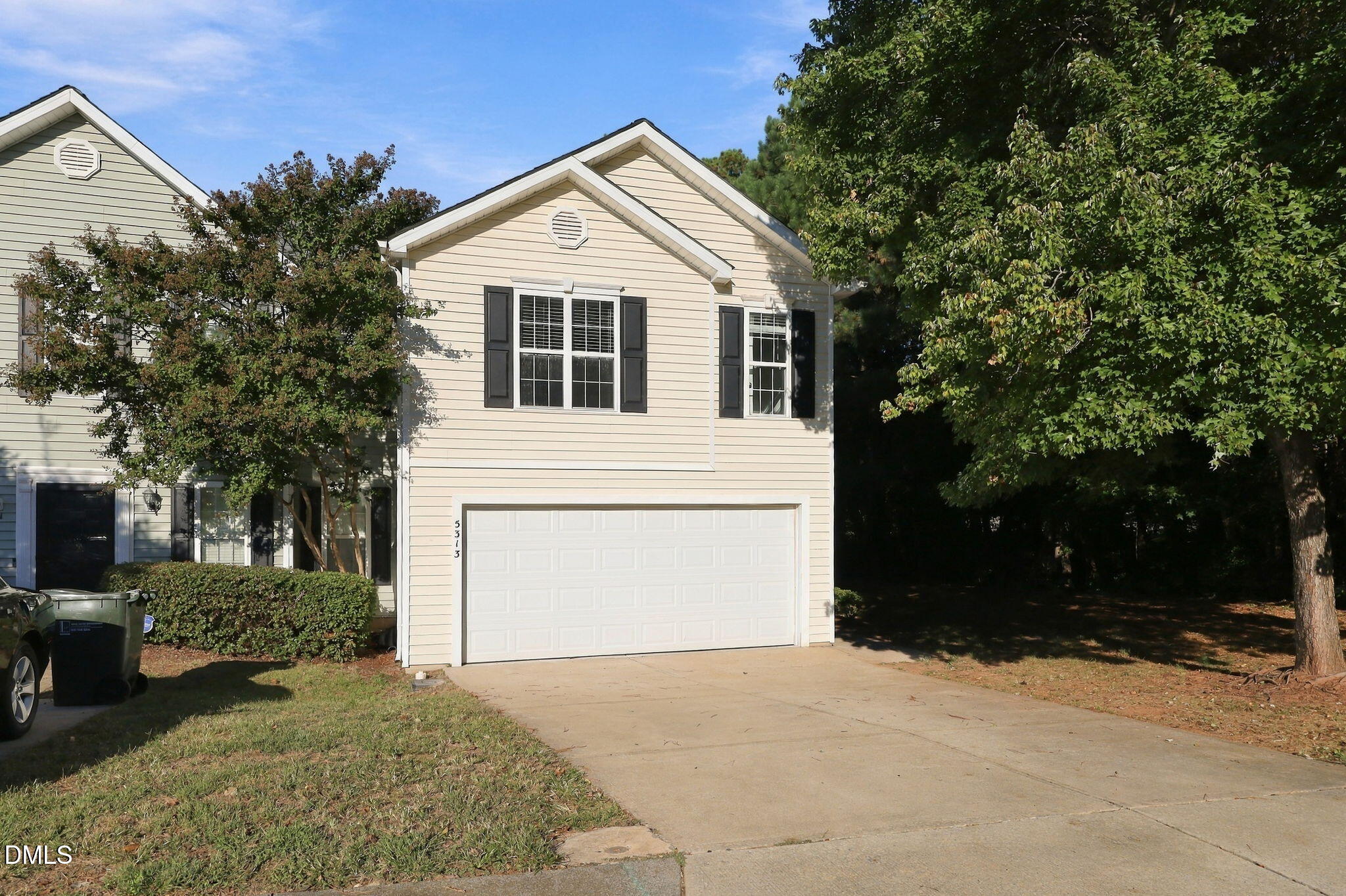 5313 Dilbagh Drive Property Photo 2