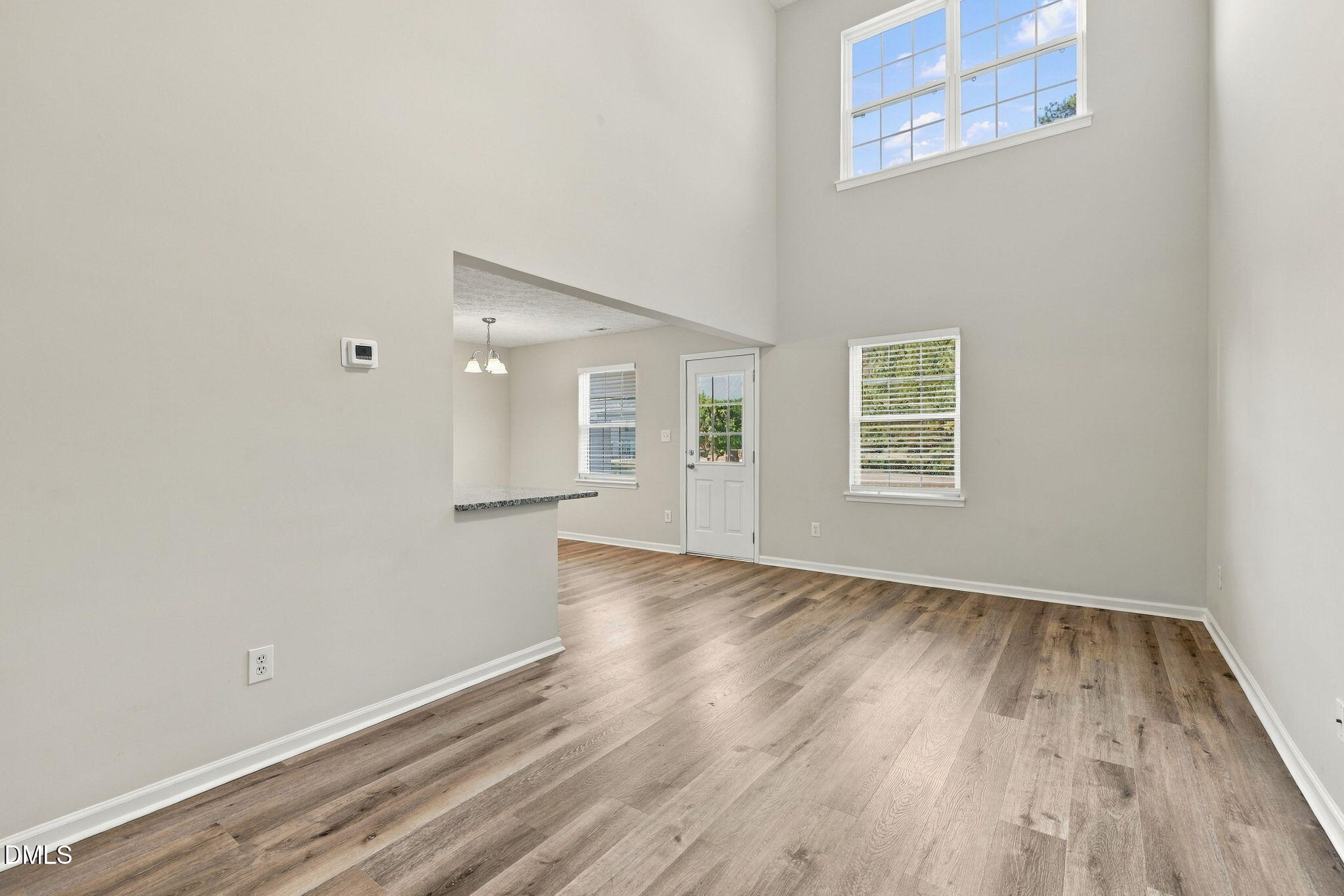 5313 Dilbagh Drive Property Photo 7
