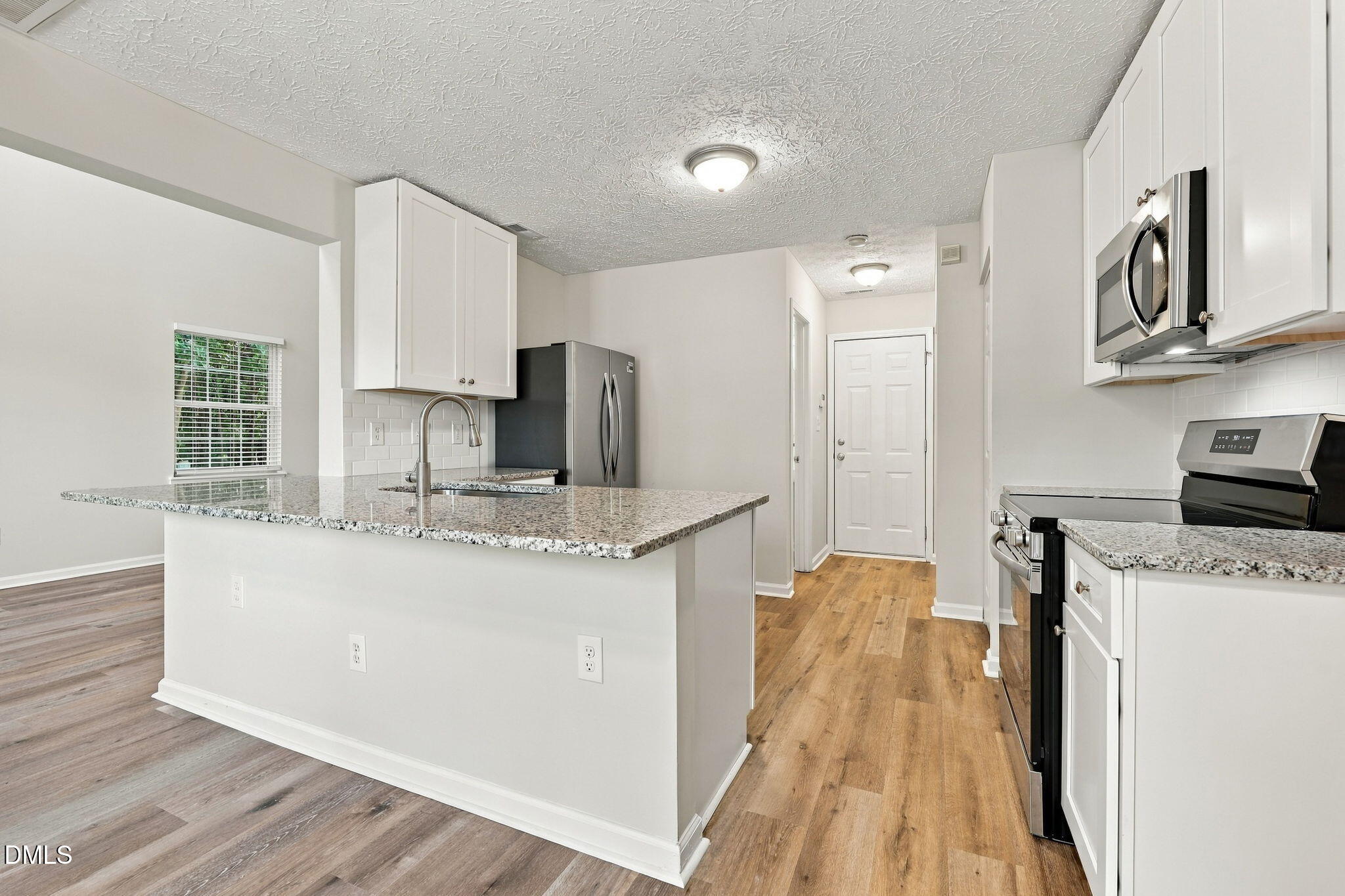 5313 Dilbagh Drive Property Photo 12