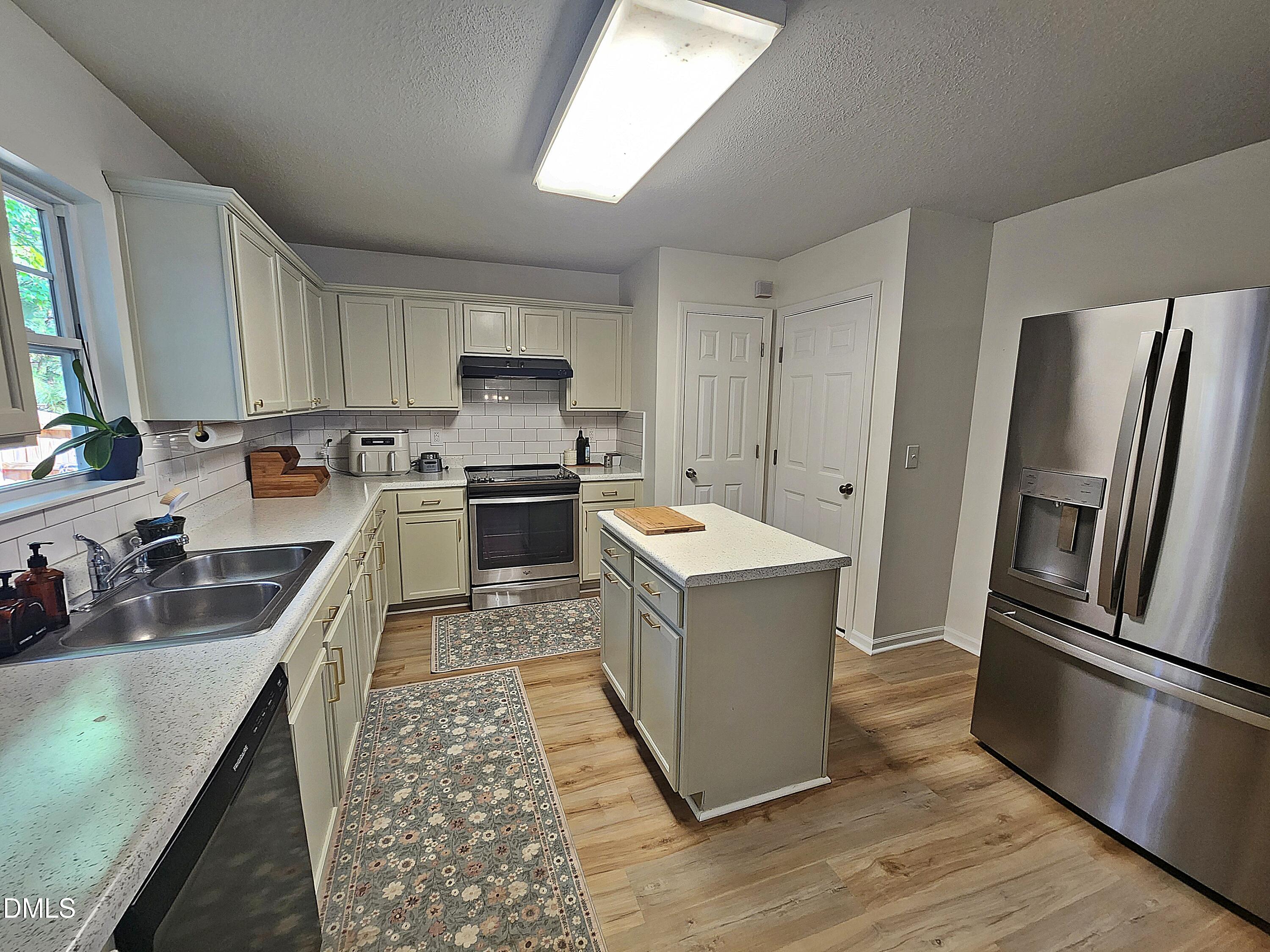 83 Valleyfield Drive Property Photo 15