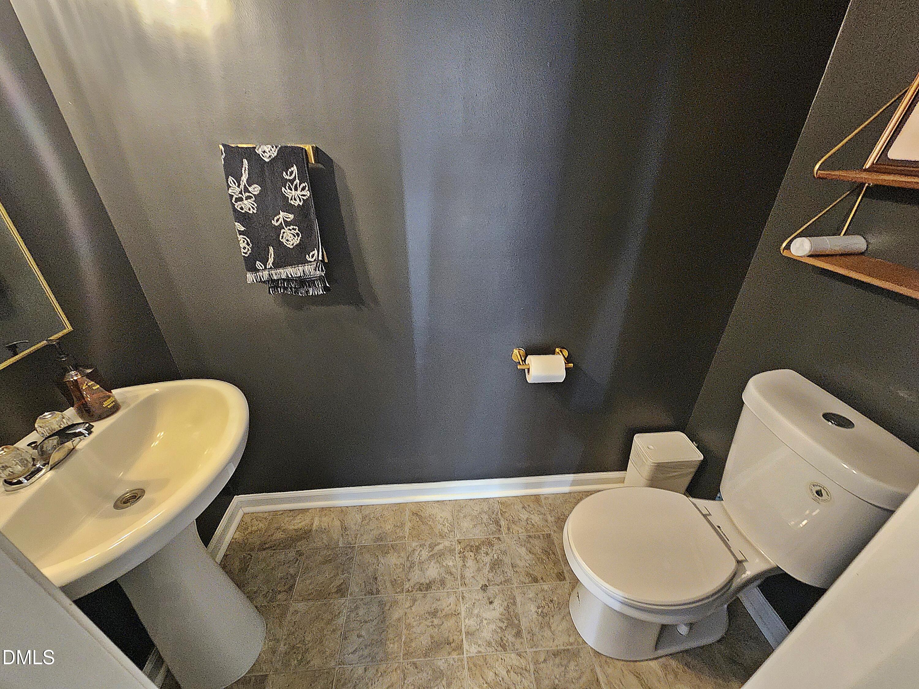 83 Valleyfield Drive Property Photo 16