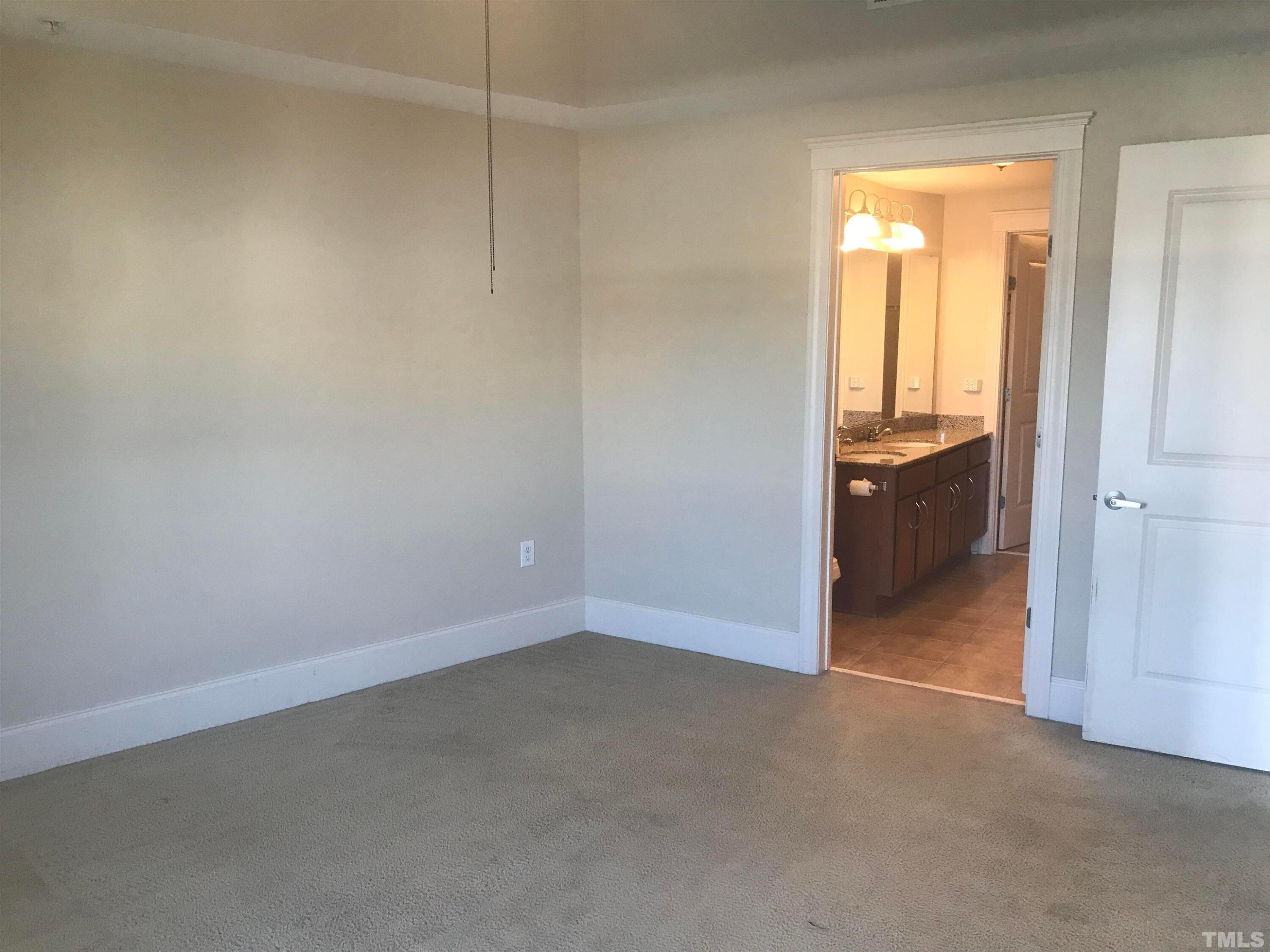 222 Glenwood Avenue 201 Property Photo 9