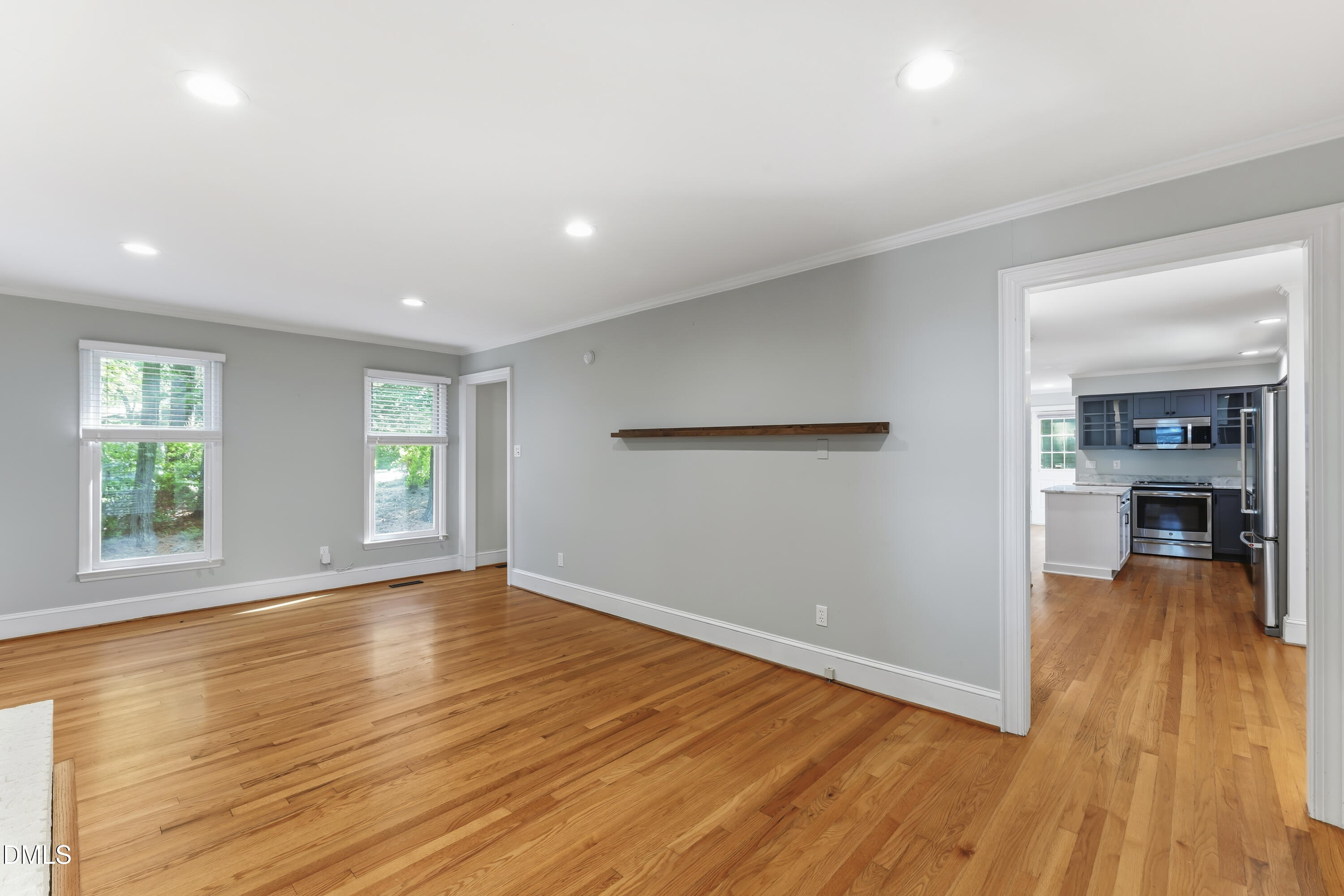 15 St James Court Property Photo 10
