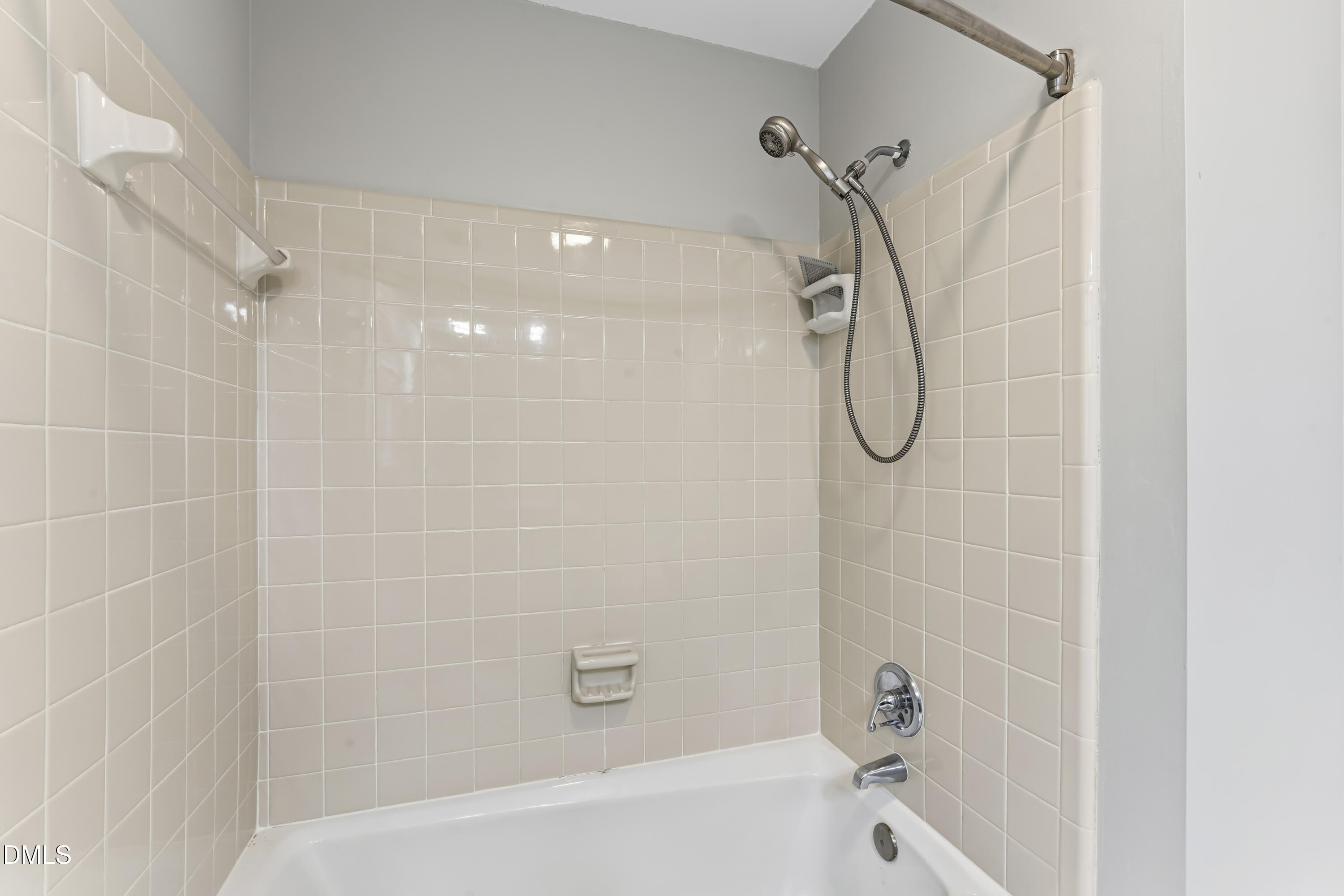 15 St James Court Property Photo 34