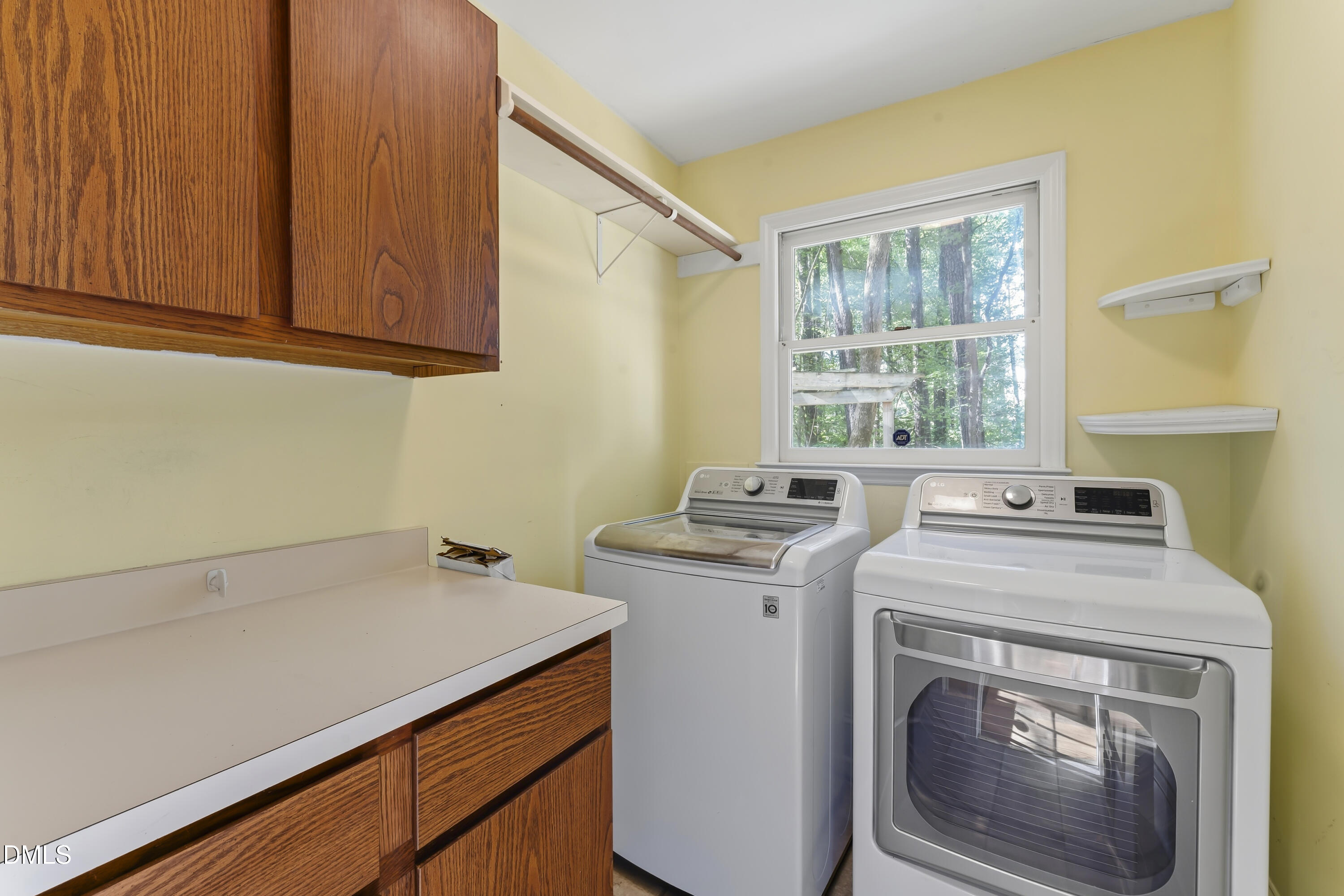 15 St James Court Property Photo 37
