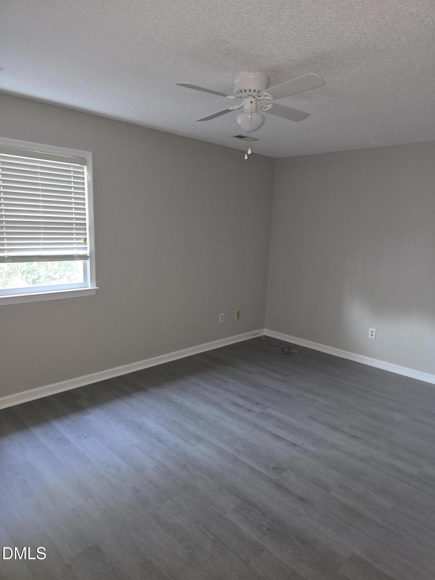 805 Dalewood Drive Property Photo 5