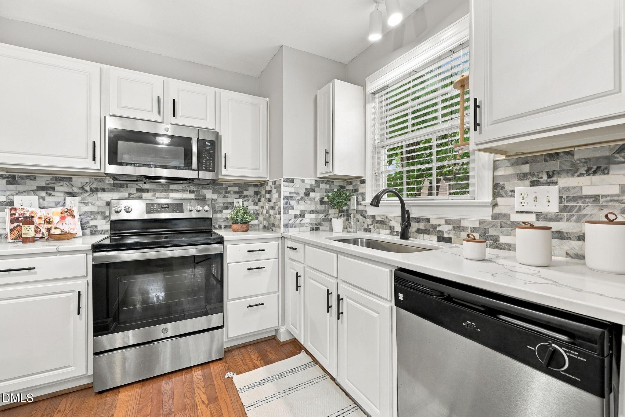 308 Black Swan Way Property Photo 19