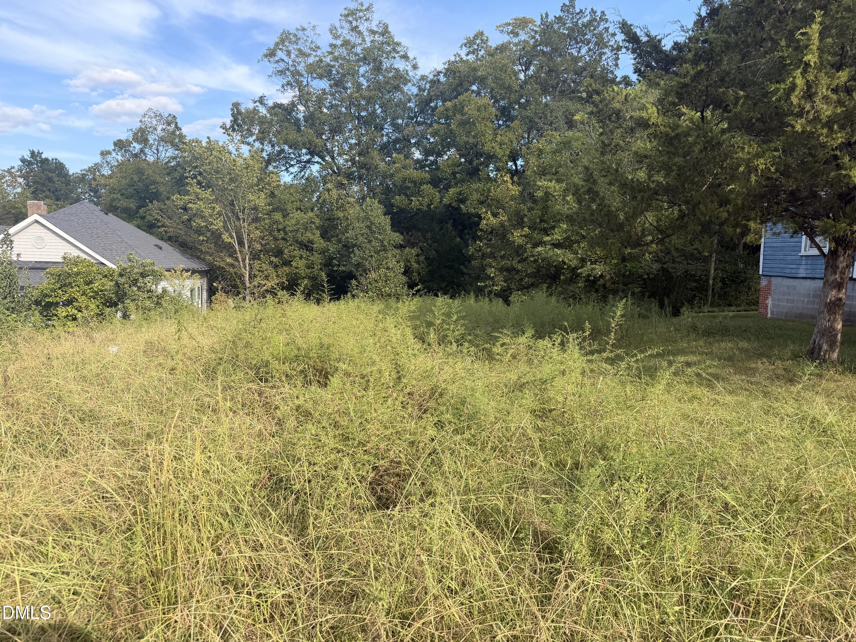 102 N Maple Street Property Photo 8