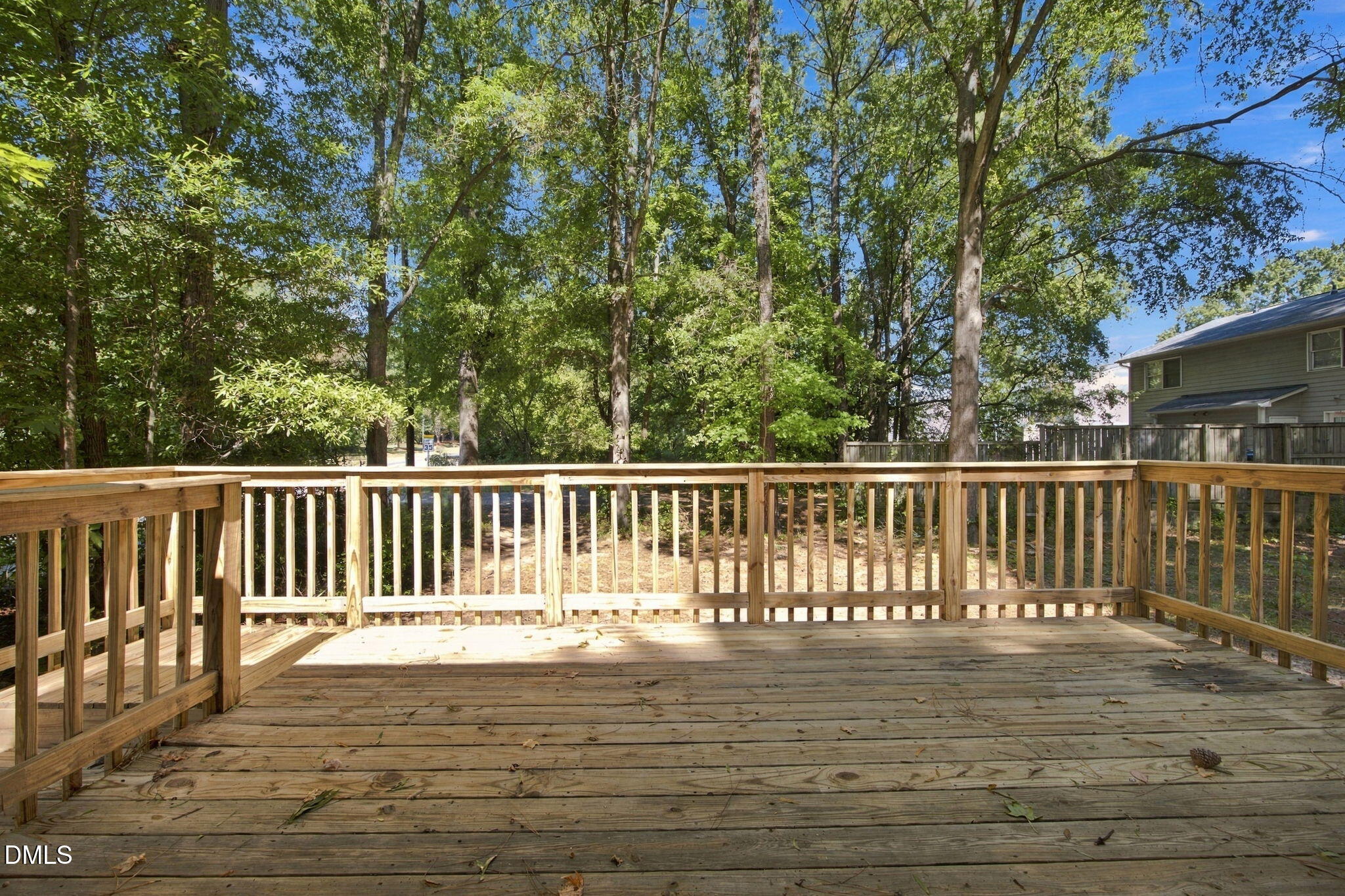 2914 Pinetree Court Property Photo 20