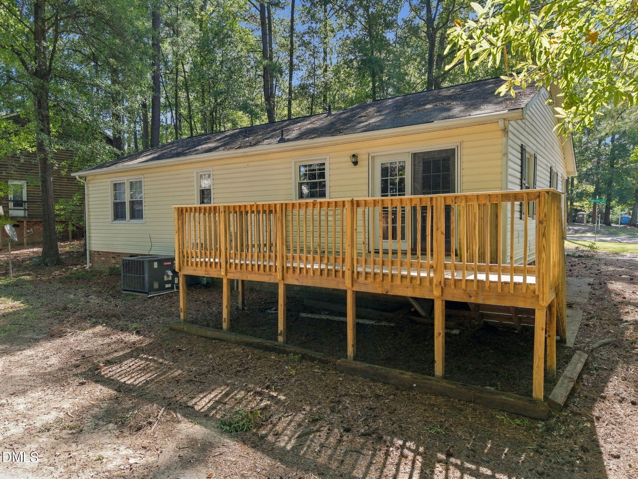 2914 Pinetree Court Property Photo 30