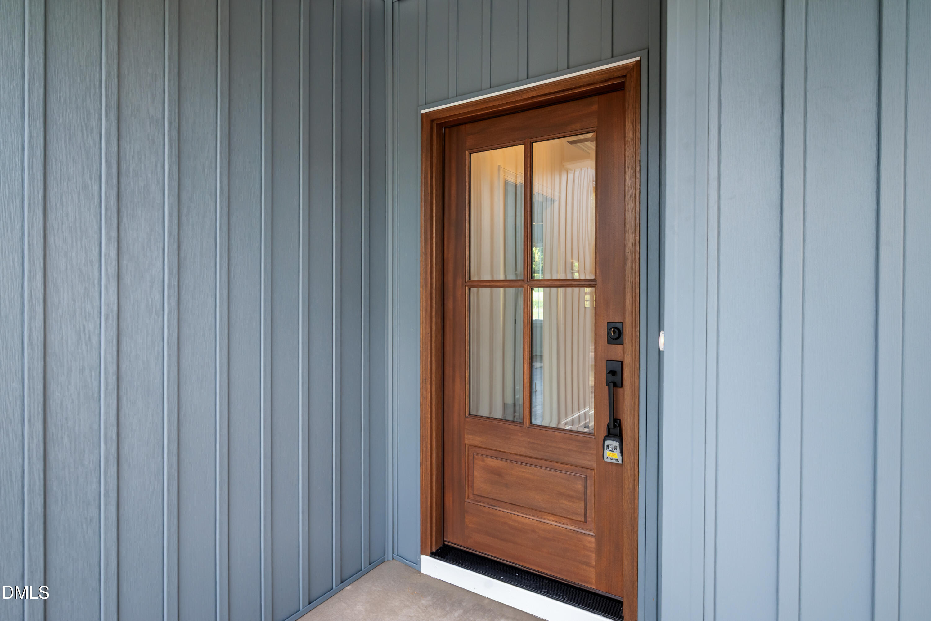 2301 Peachtree Hills Road Property Photo 7