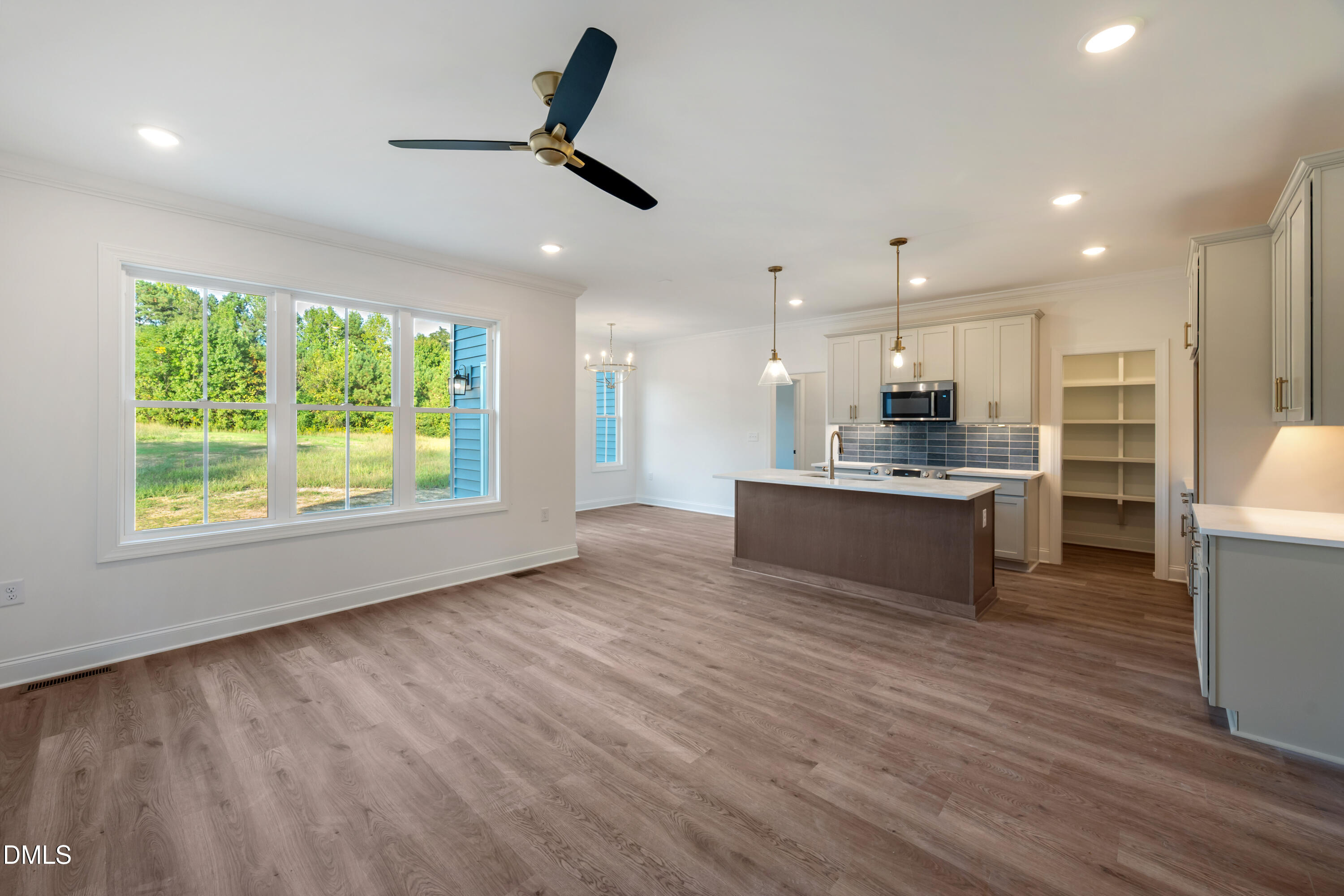 2301 Peachtree Hills Road Property Photo 9