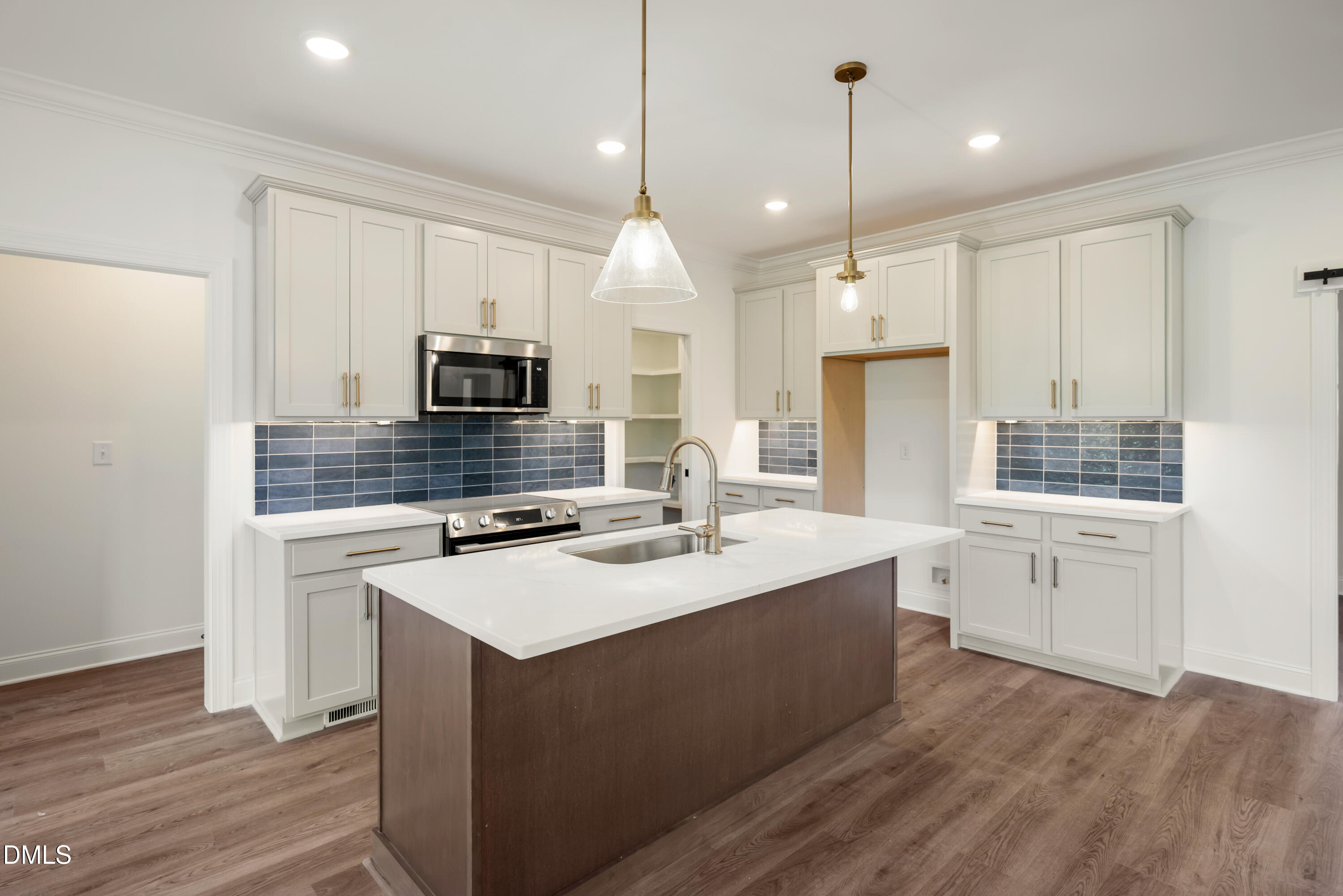 2301 Peachtree Hills Road Property Photo 10