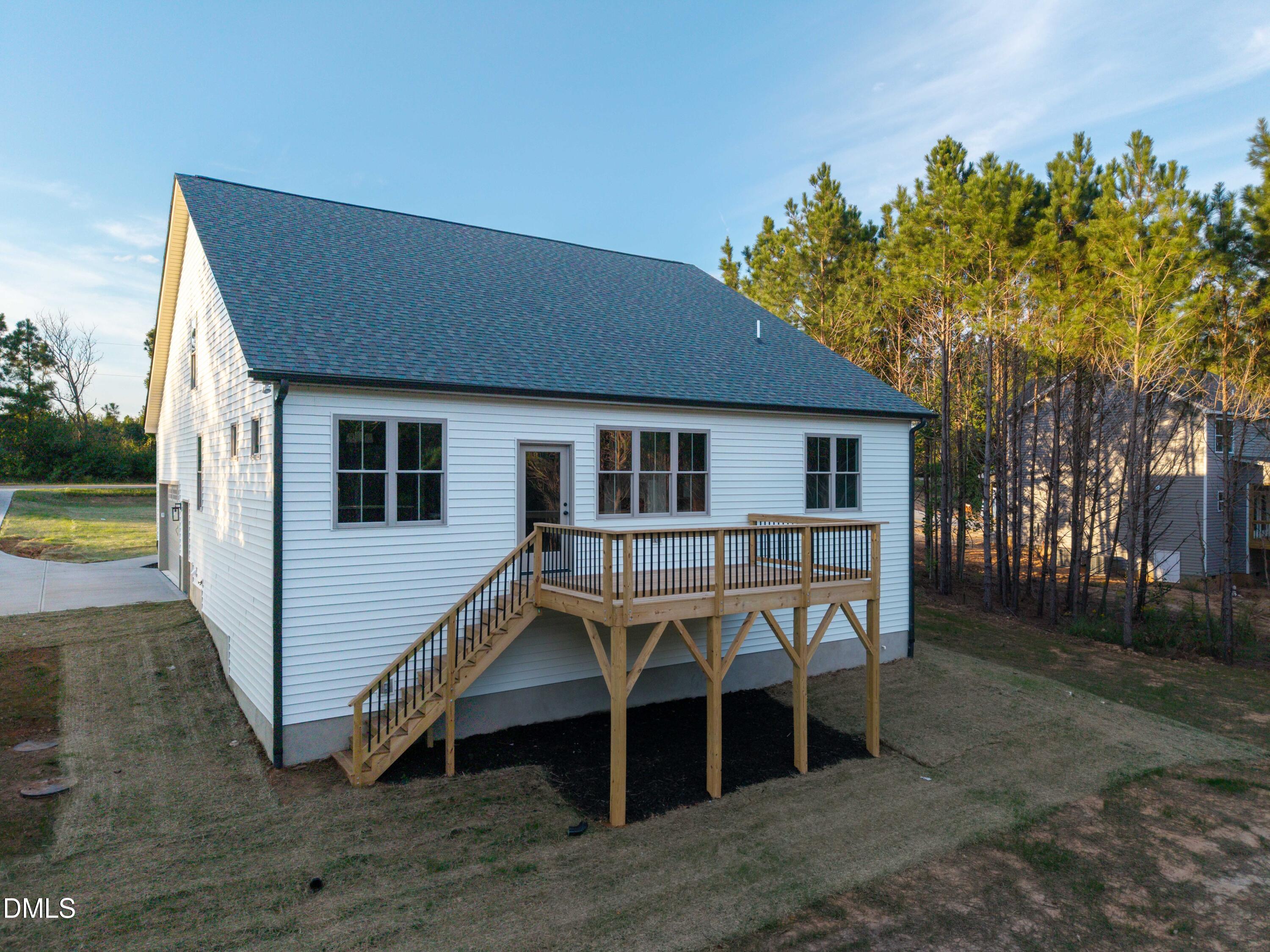 8577 Savage Road Property Photo 4