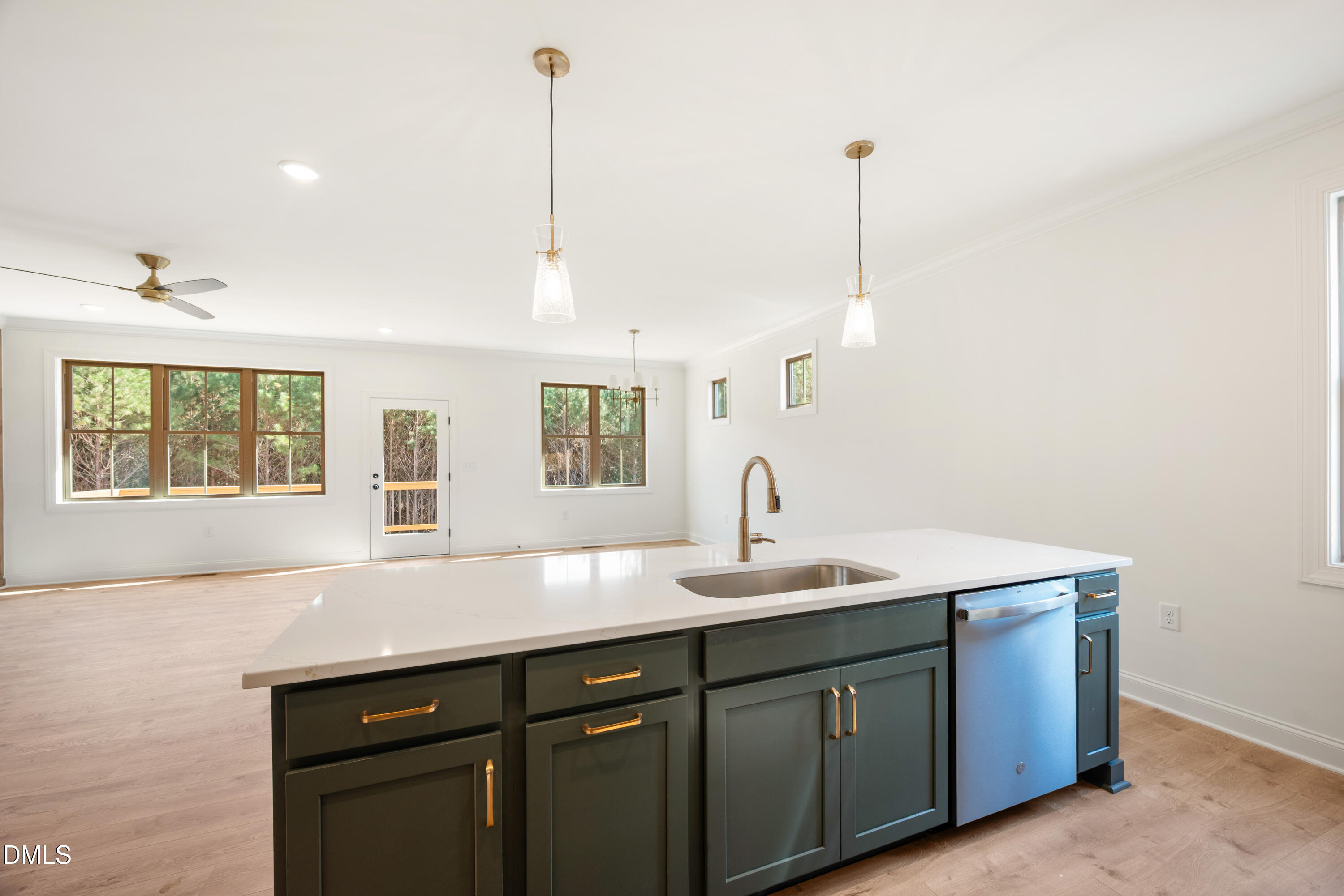 8577 Savage Road Property Photo 12