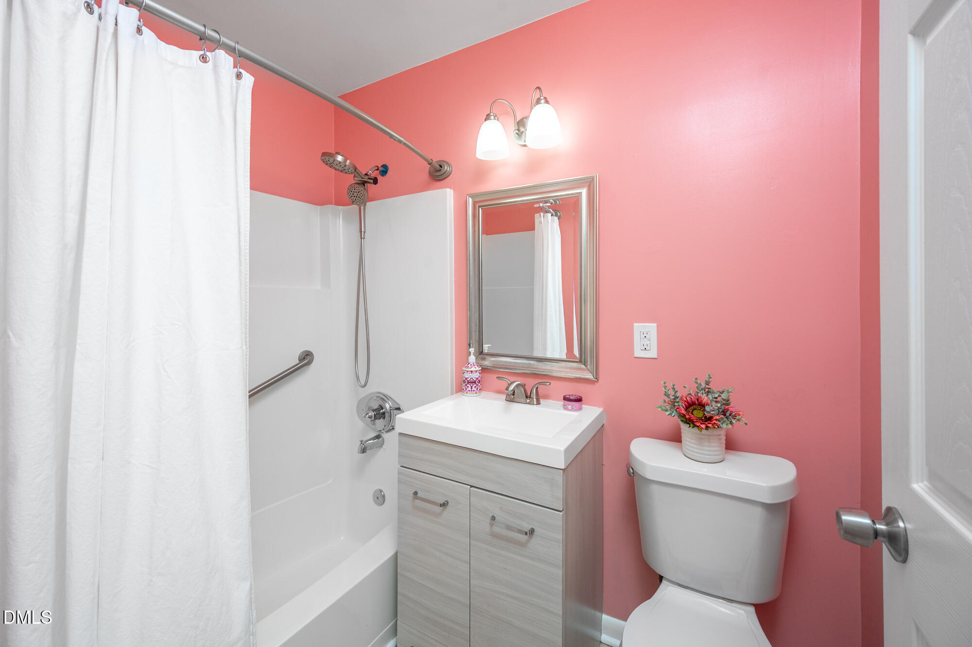 1012 Da Vinci Street Property Photo 14