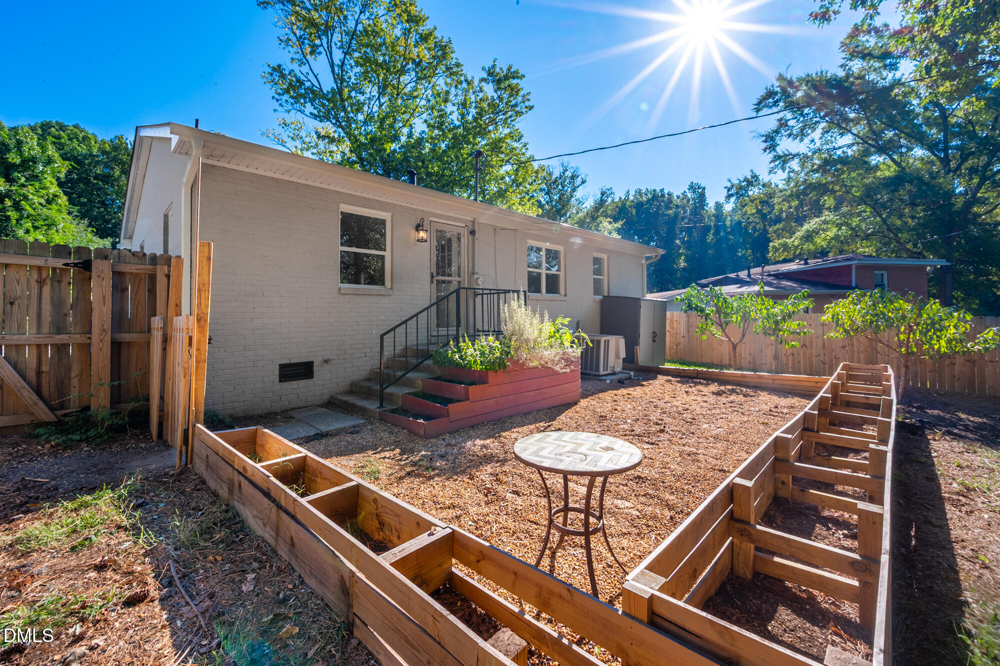 1012 Da Vinci Street Property Photo 25