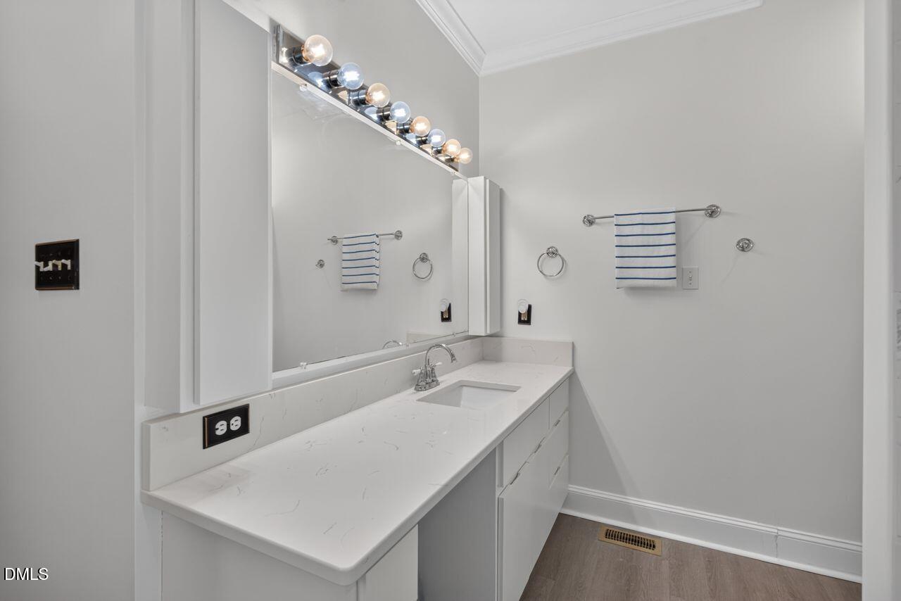 3735 Stoneybrook Drive Property Photo 22