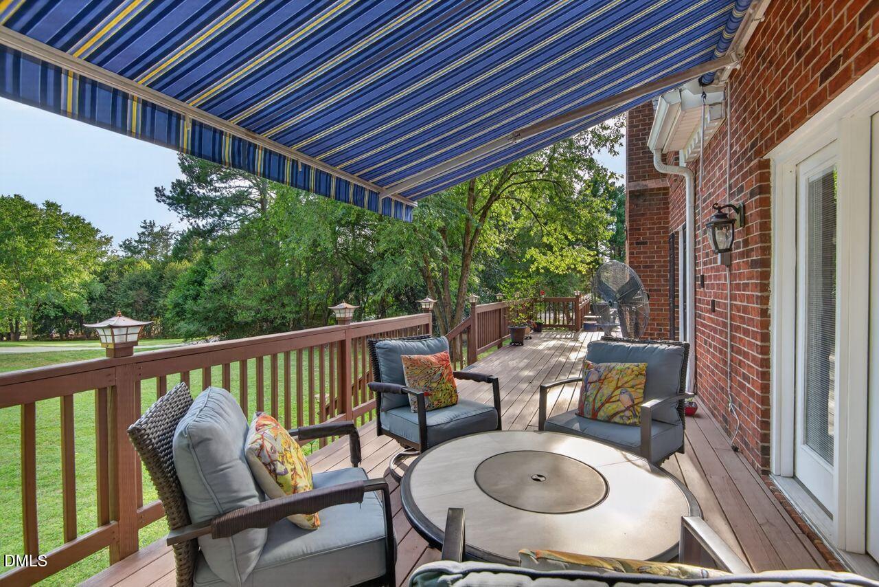 3735 Stoneybrook Drive Property Photo 38