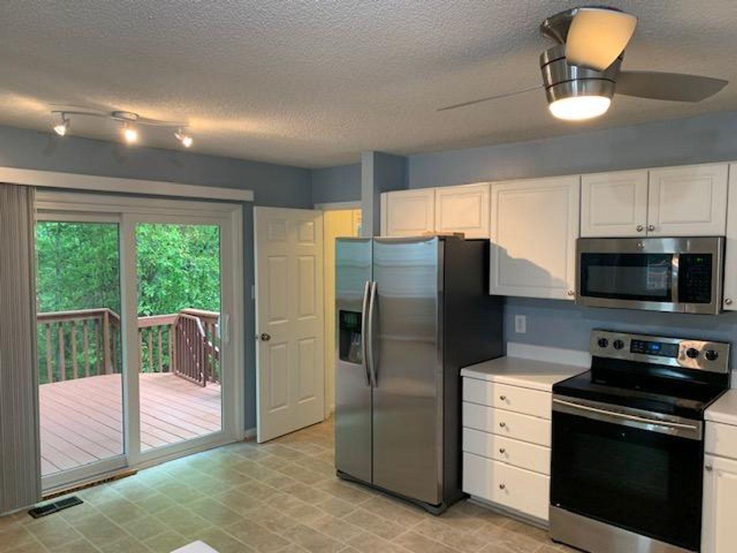 218 Mint Hill Drive Property Photo 11