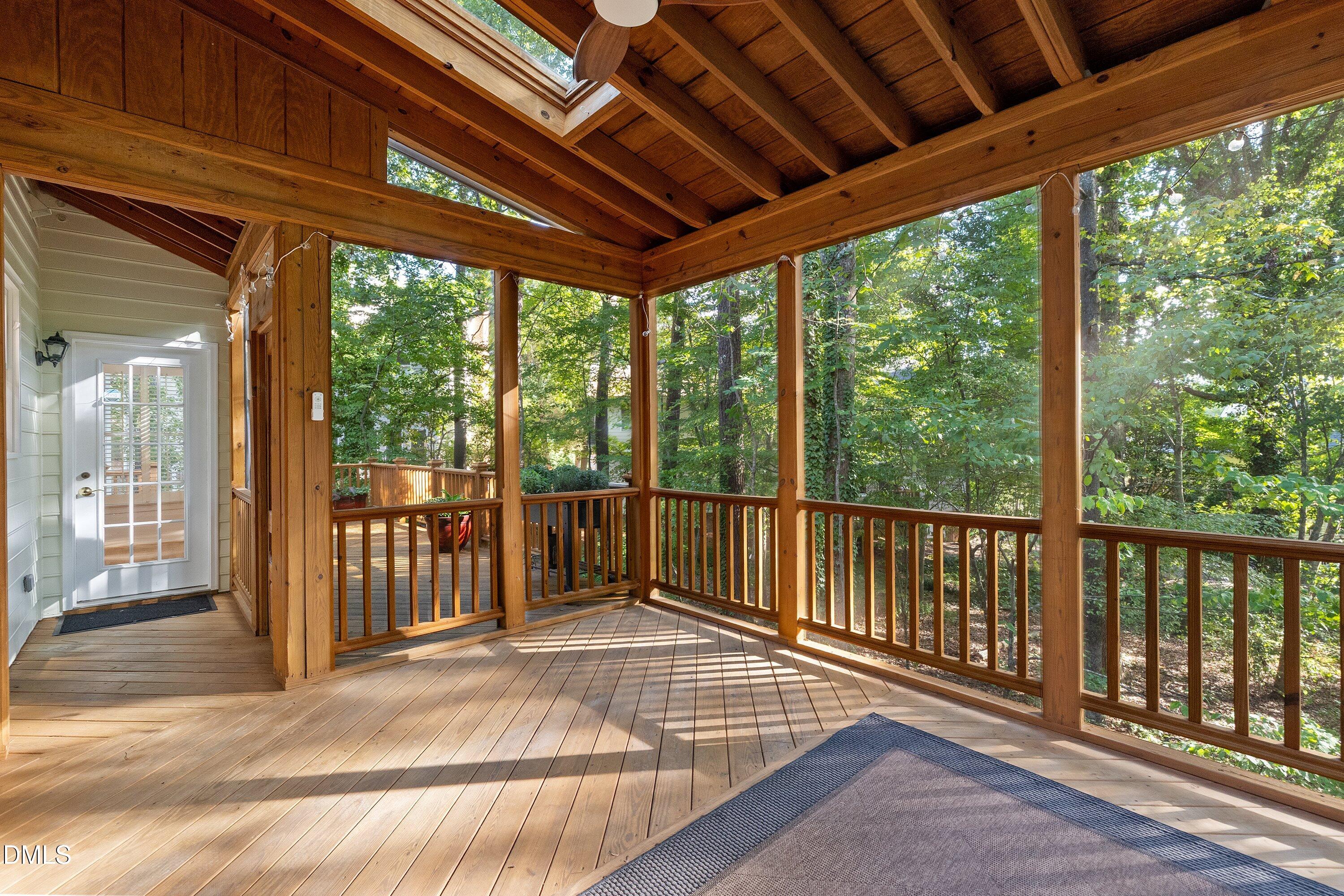 103 Parkgrove Court Property Photo 42
