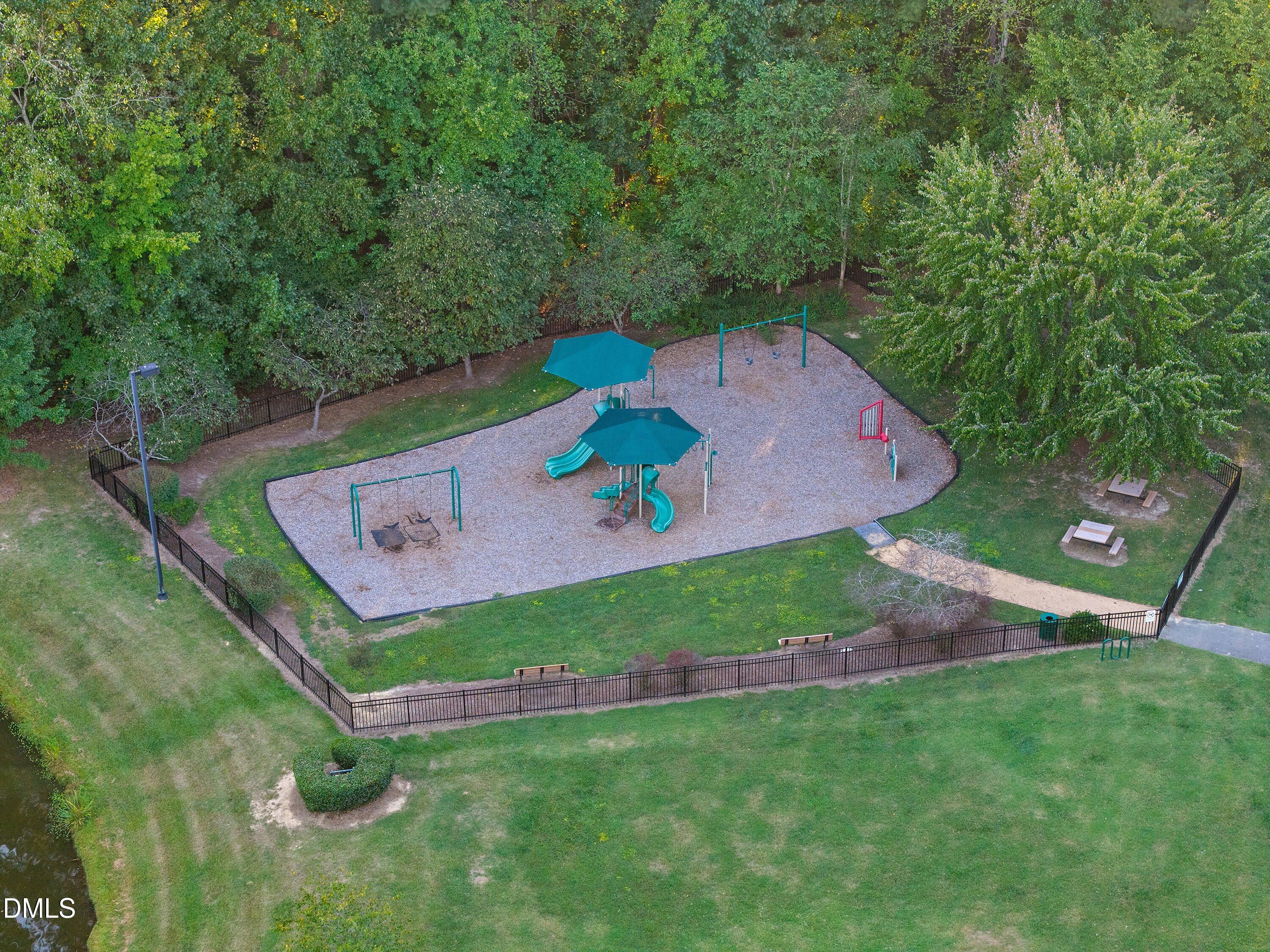 103 Parkgrove Court Property Photo 57