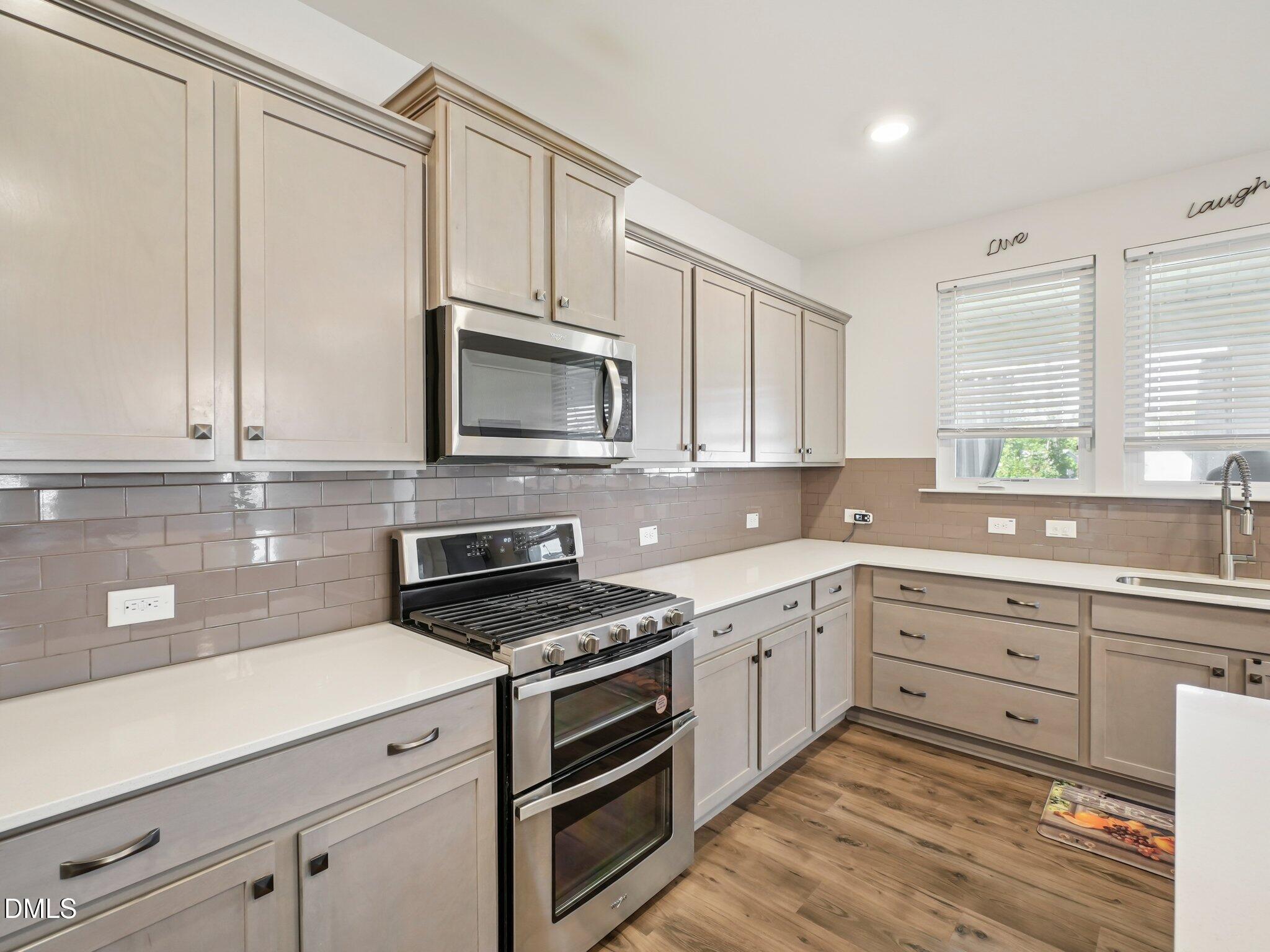 303 Bent Willow Drive Property Photo 10