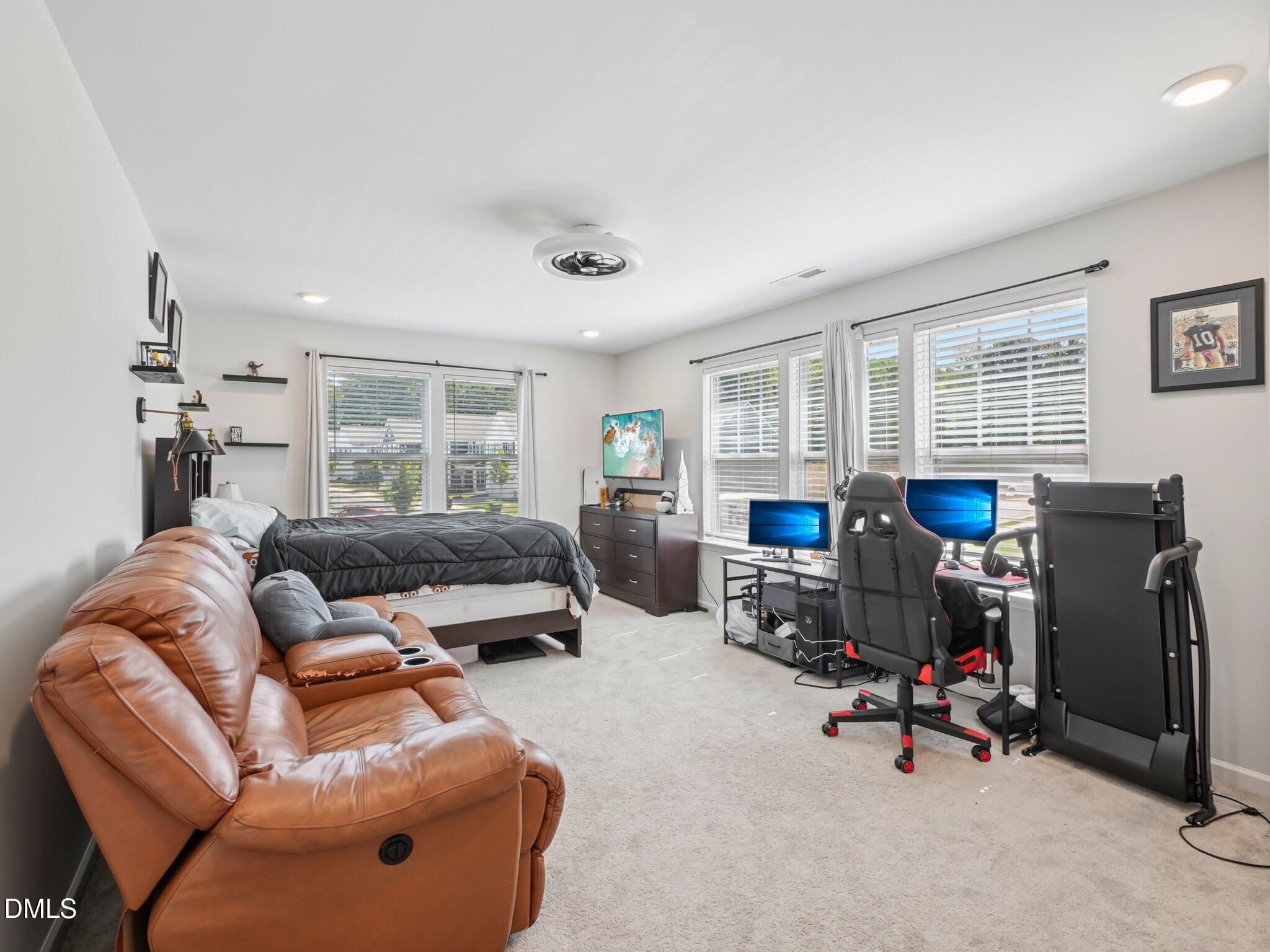 303 Bent Willow Drive Property Photo 15