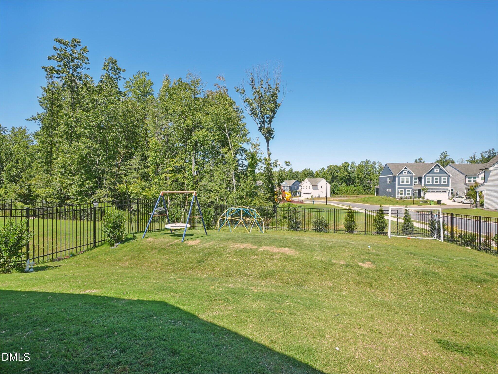 303 Bent Willow Drive Property Photo 36