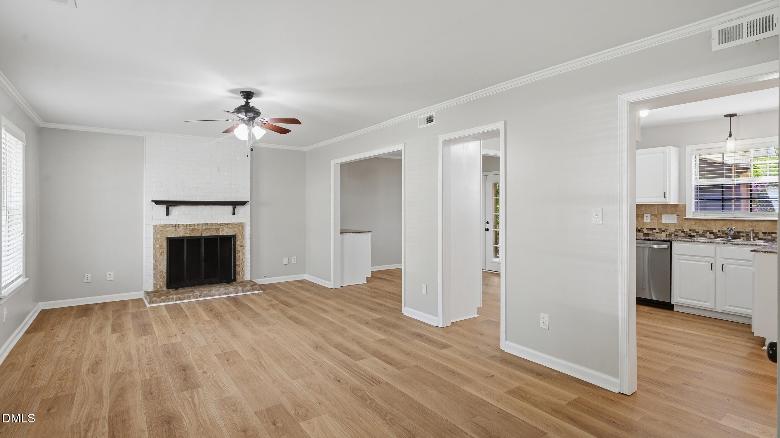 210 Reynolds Avenue N Property Photo 4