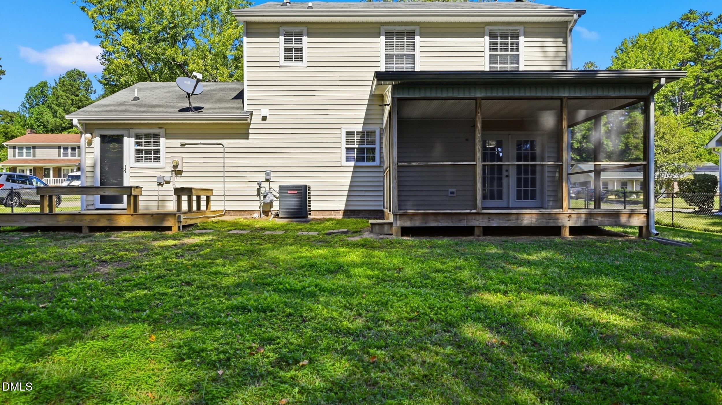 210 Reynolds Avenue N Property Photo 34